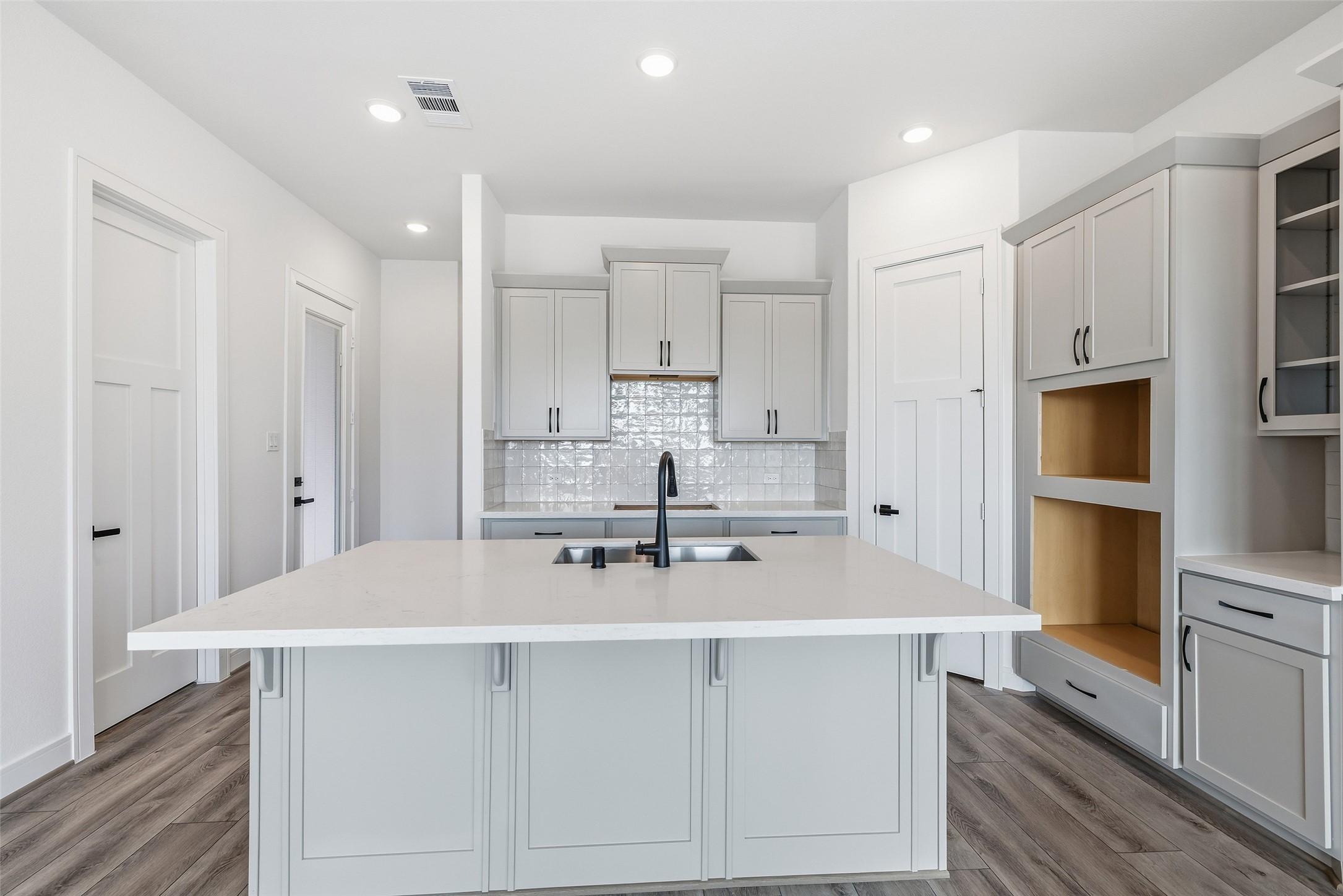 17219 Skylark Forest Drive Property Photo 7