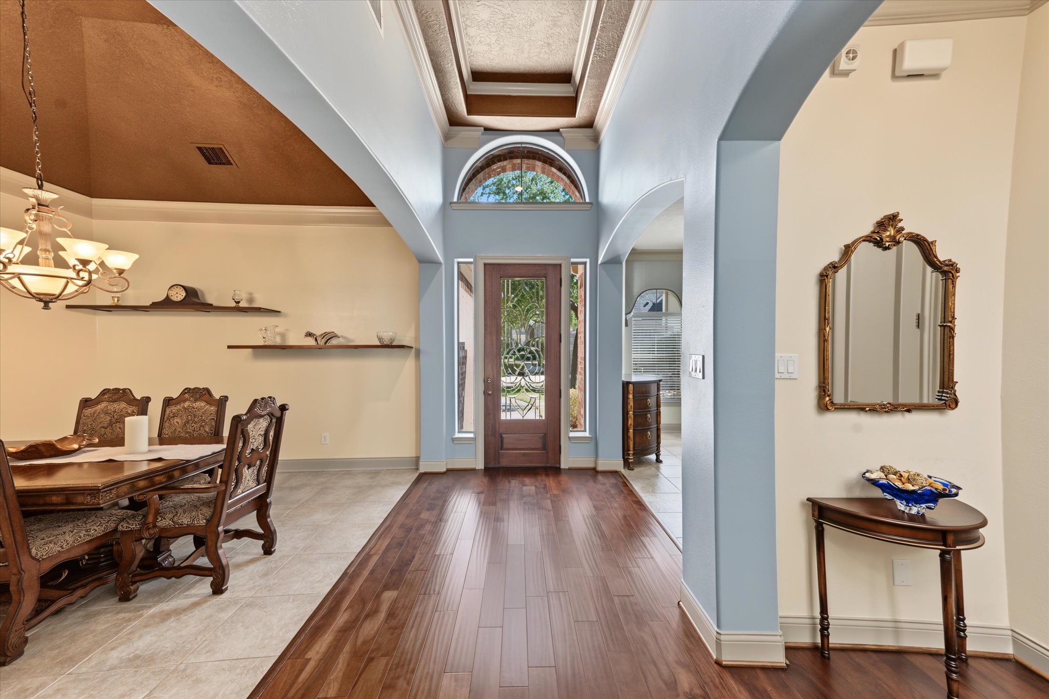 1219 Hamlet Way Property Photo 11