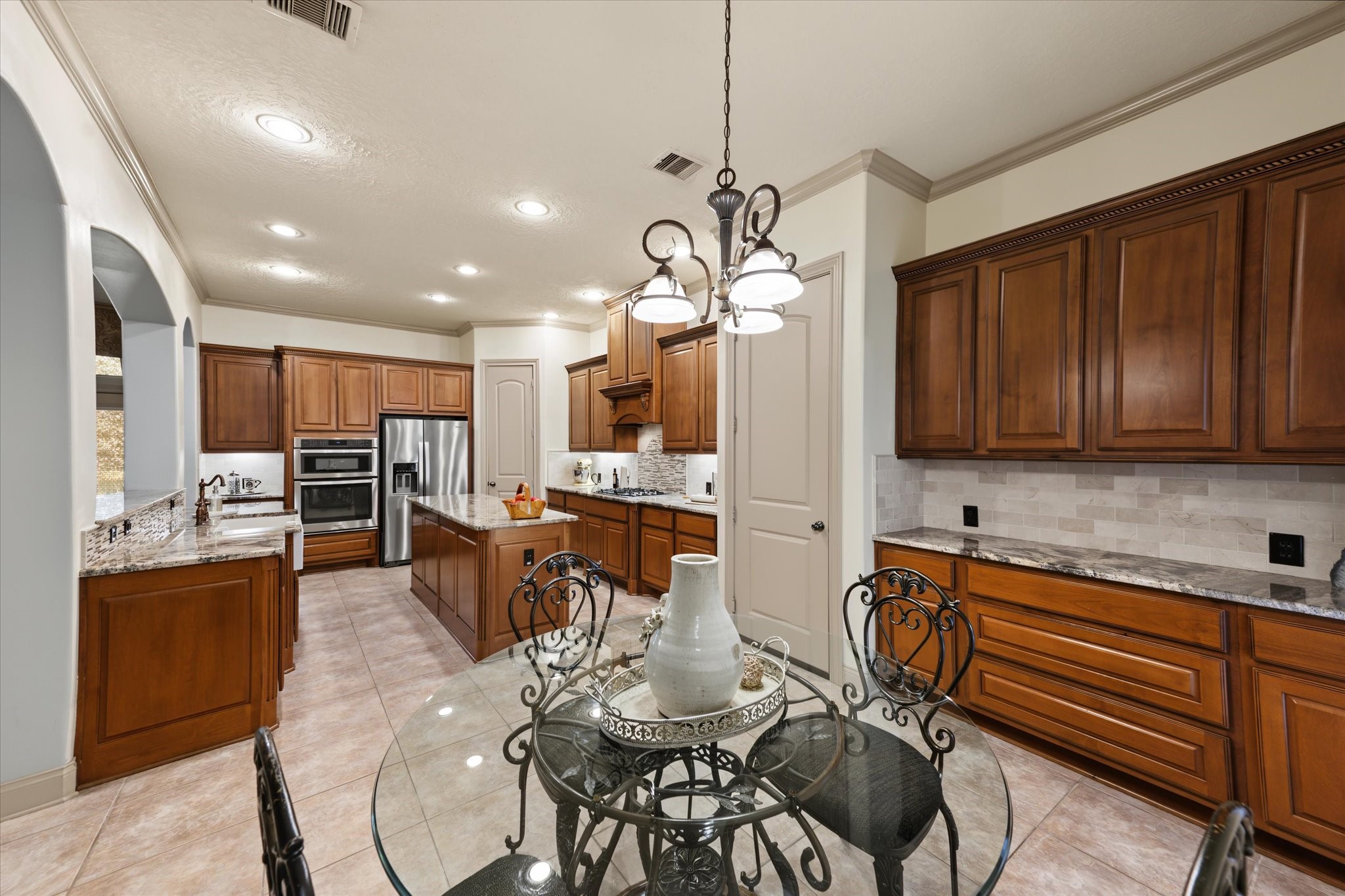 1219 Hamlet Way Property Photo 22