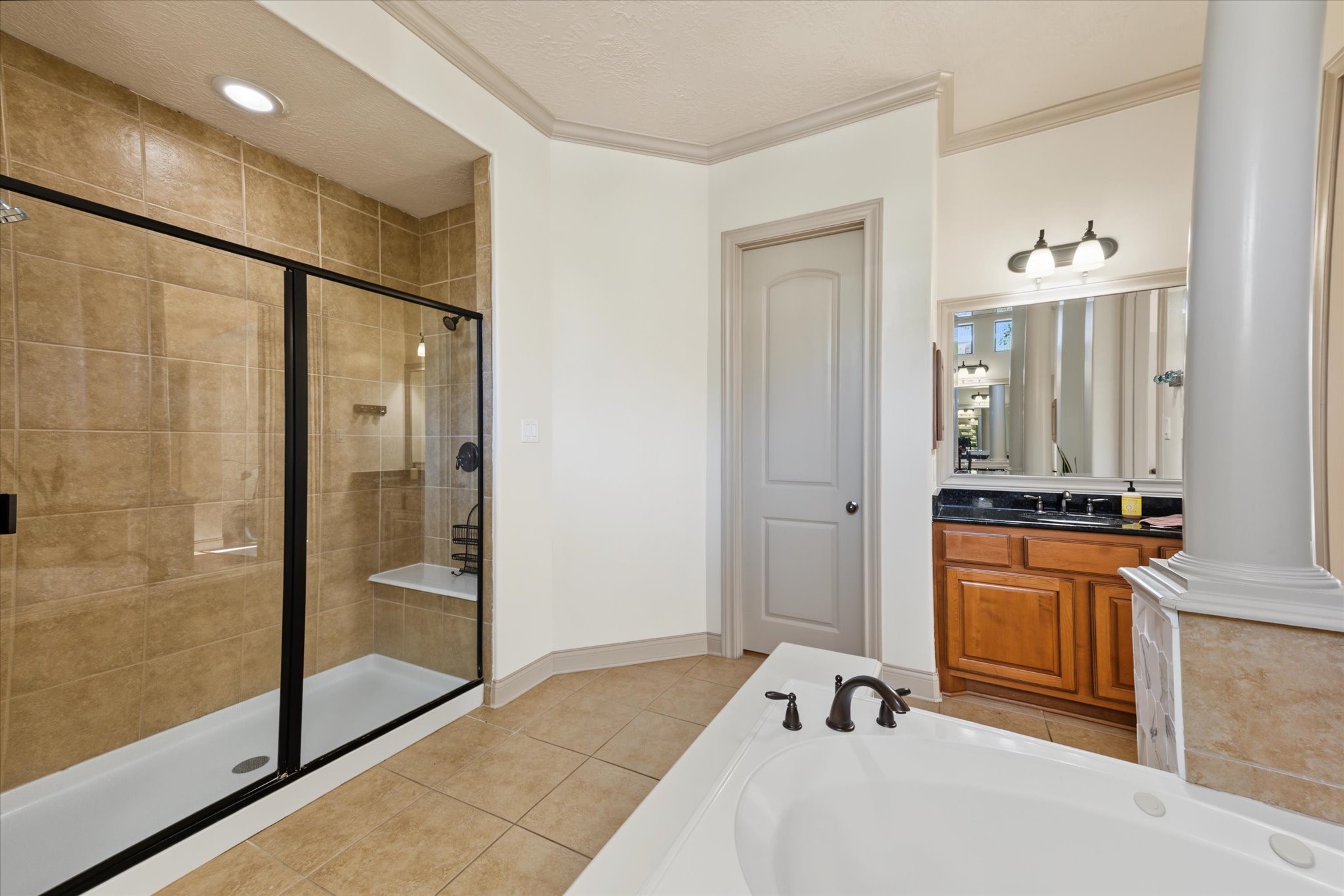 1219 Hamlet Way Property Photo 31