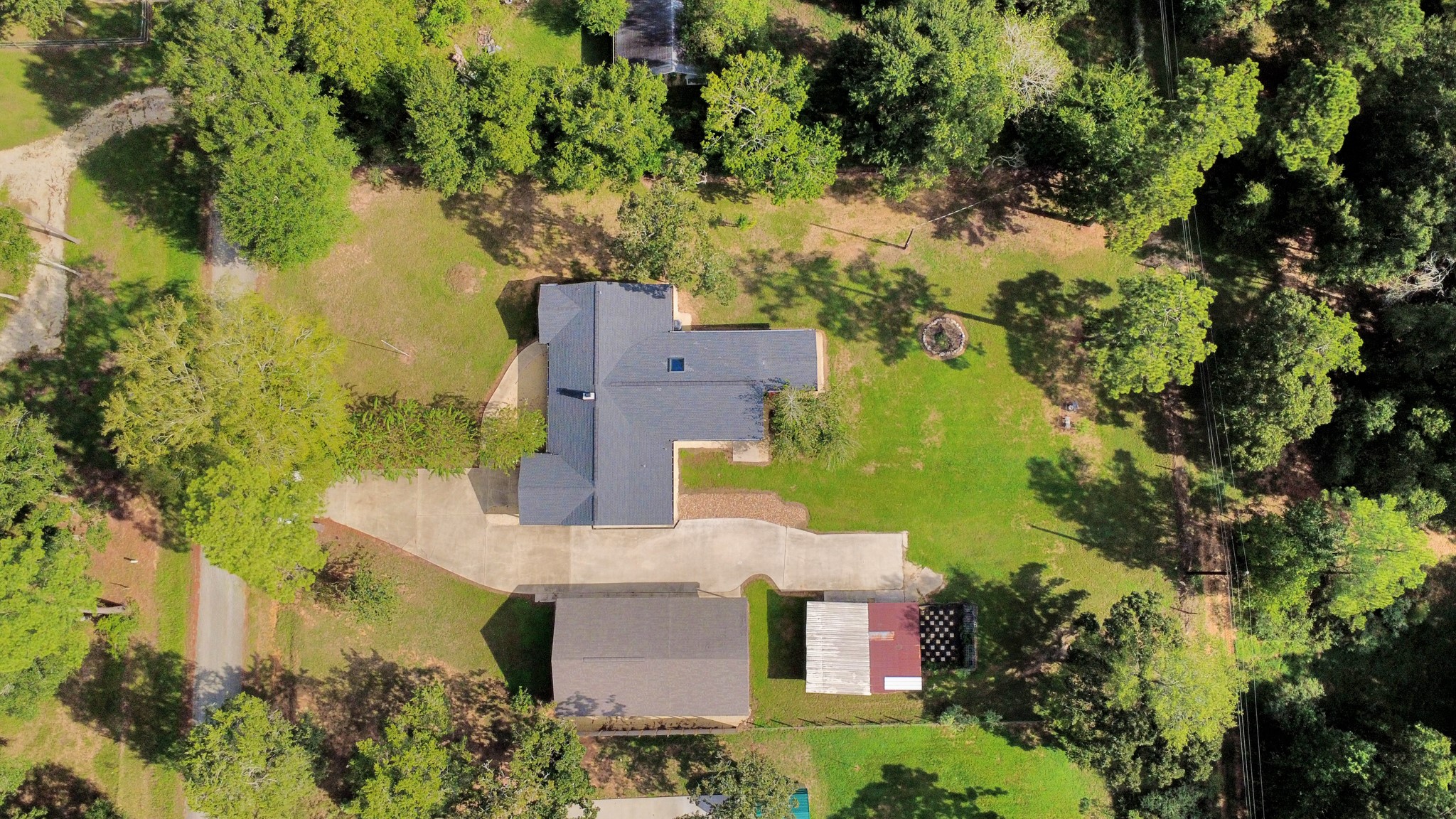 26032 Pine Oak Drive Property Photo 4