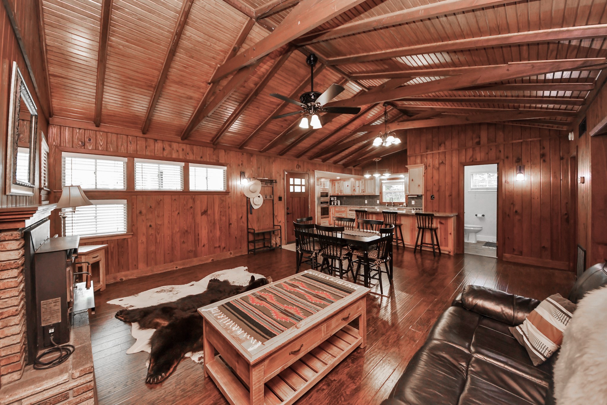 26032 Pine Oak Drive Property Photo 8
