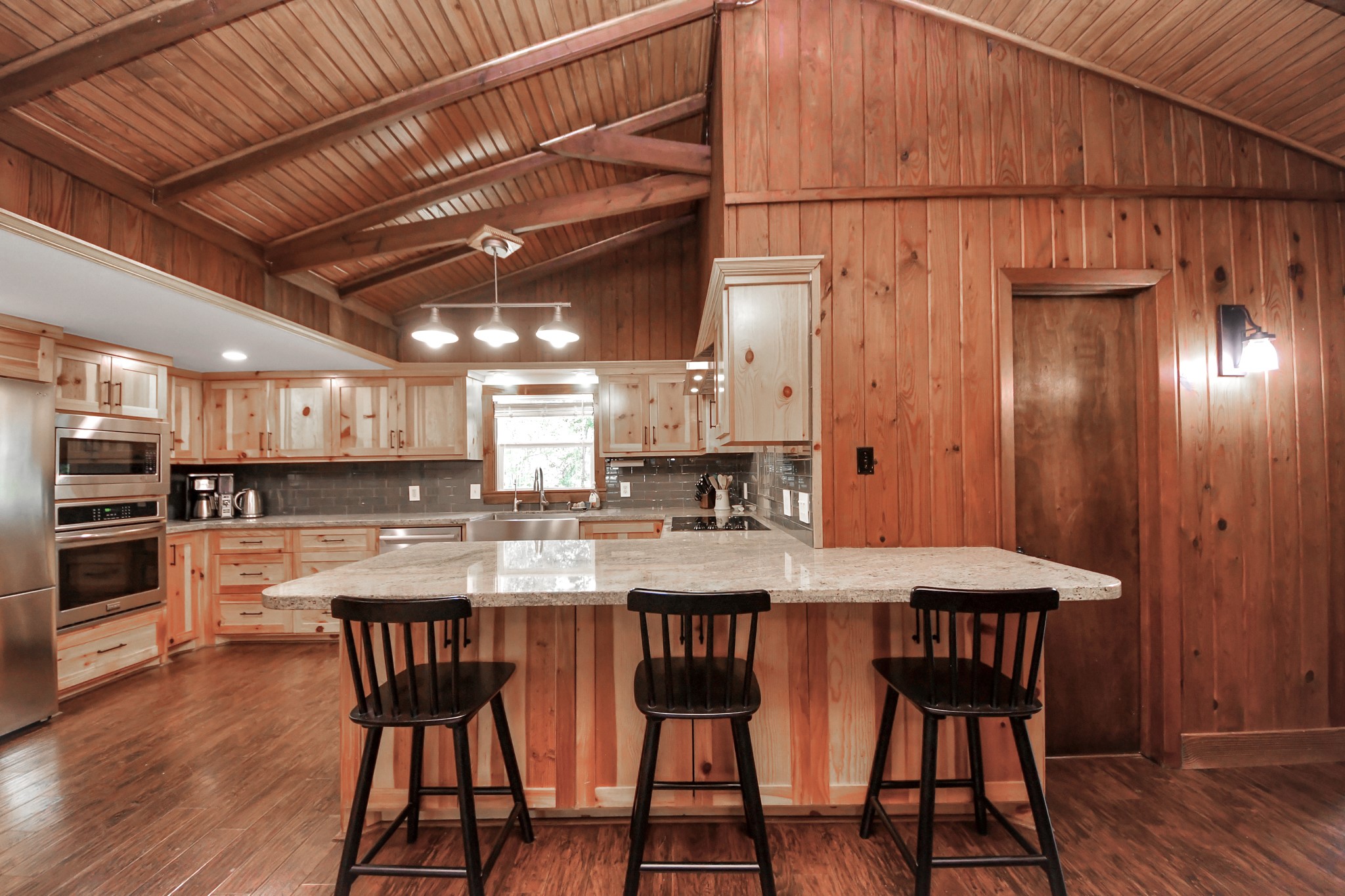 26032 Pine Oak Drive Property Photo 10
