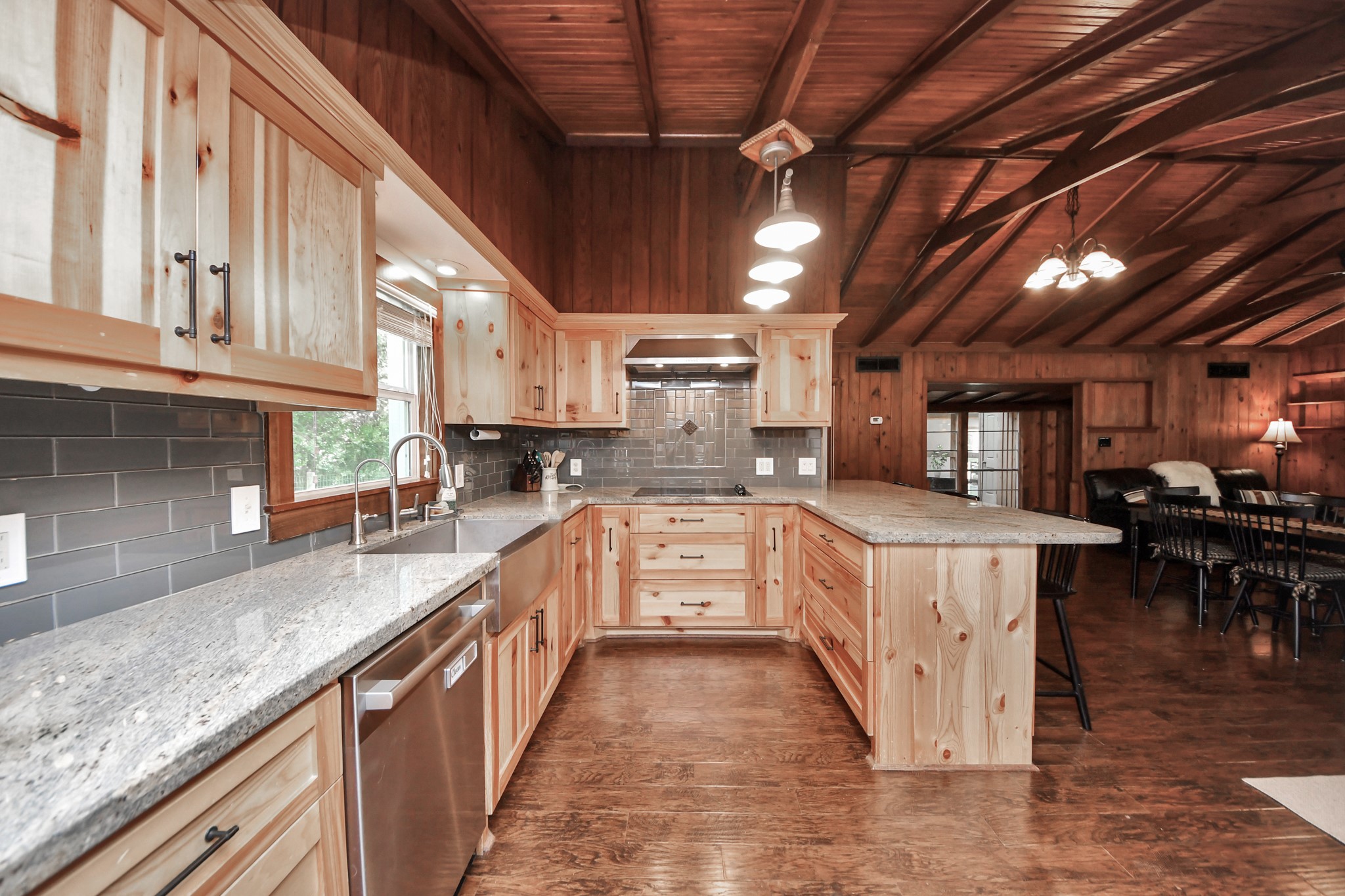 26032 Pine Oak Drive Property Photo 12