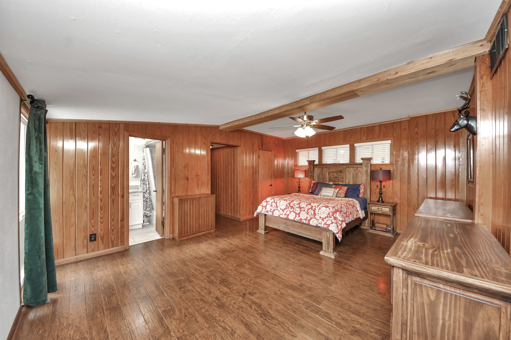 26032 Pine Oak Drive Property Photo 20