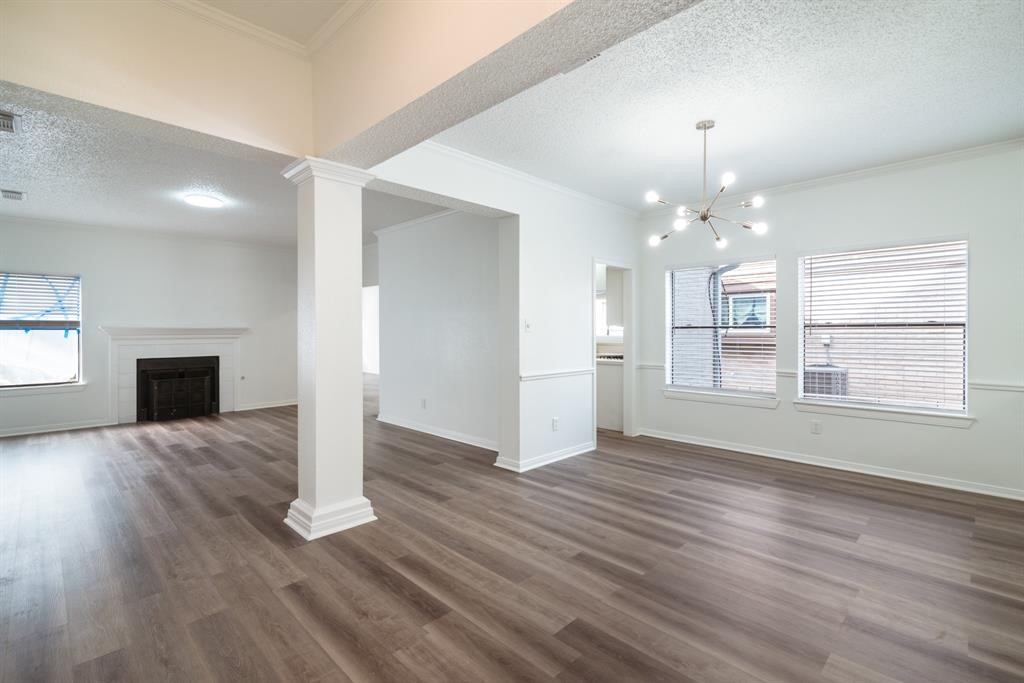 1030 Wentworth Drive Property Photo 3