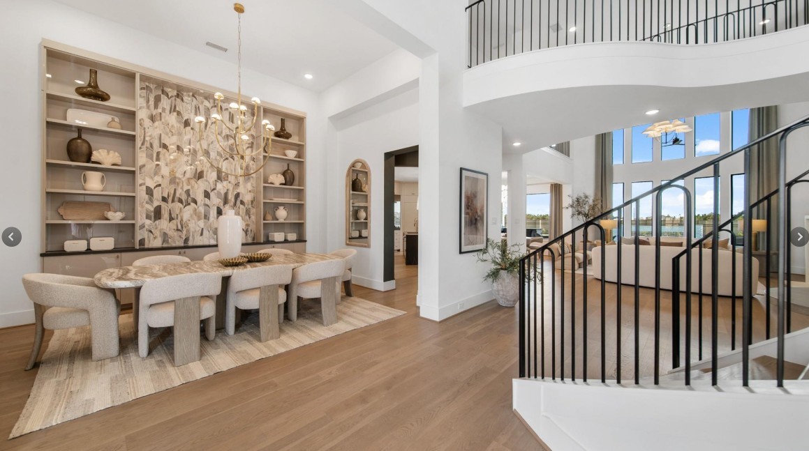 20703 Via Antonella Property Photo 5