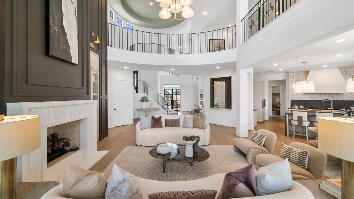 20703 Via Antonella Property Photo 6