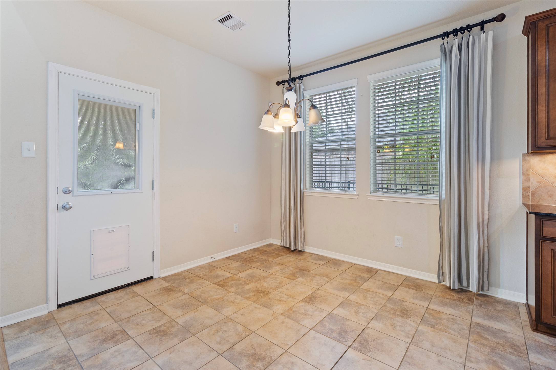 1740 N Meridian Greens Drive Property Photo 9