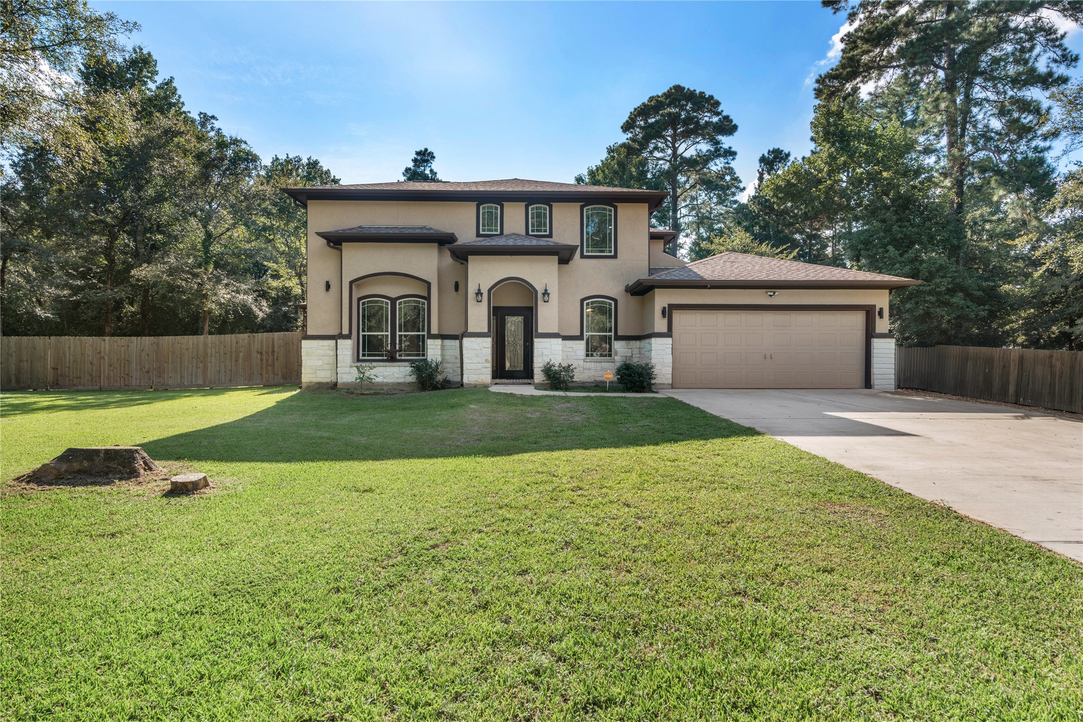 40211 Garwood Court Property Photo 3