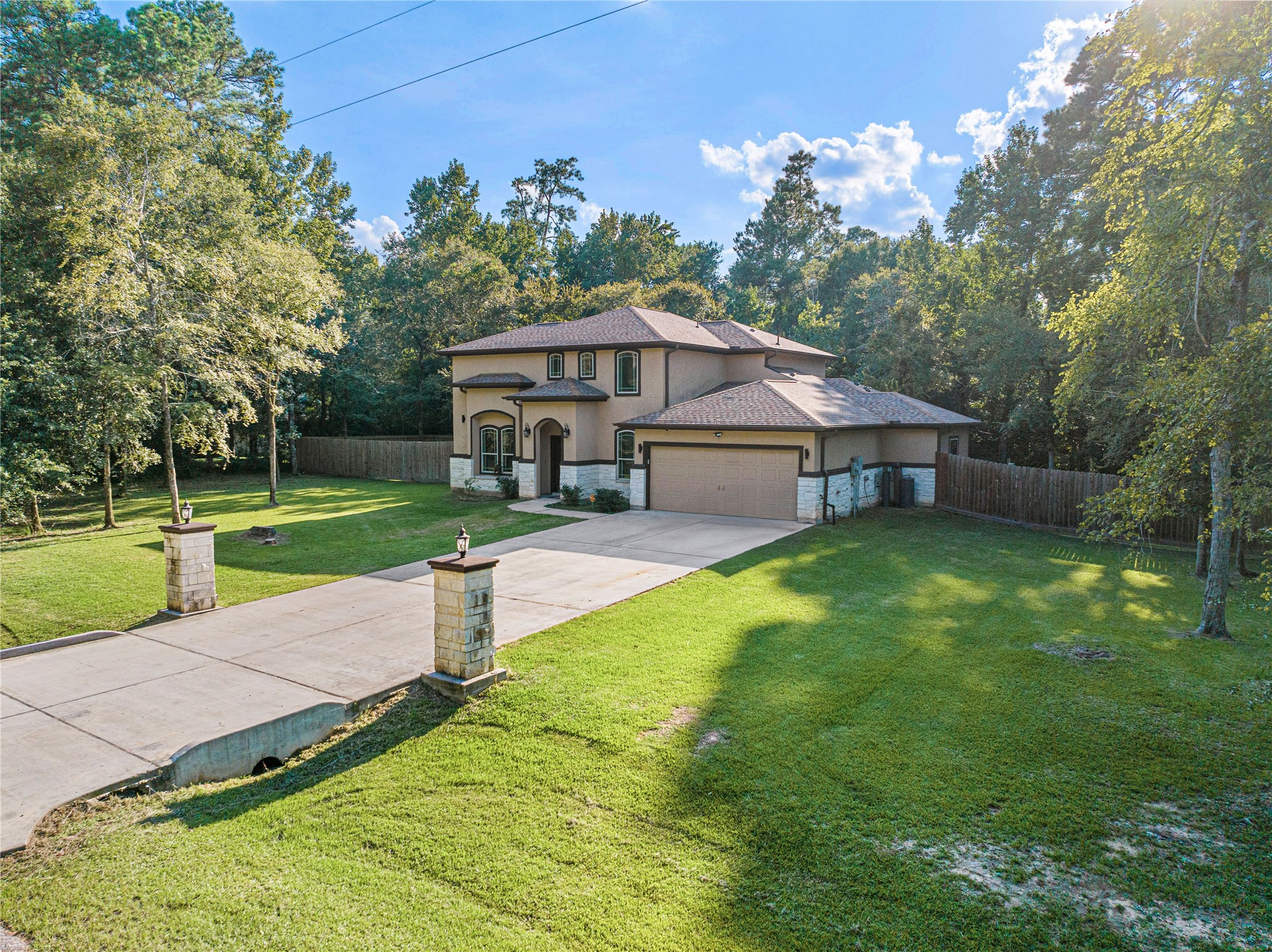 40211 Garwood Court Property Photo 5