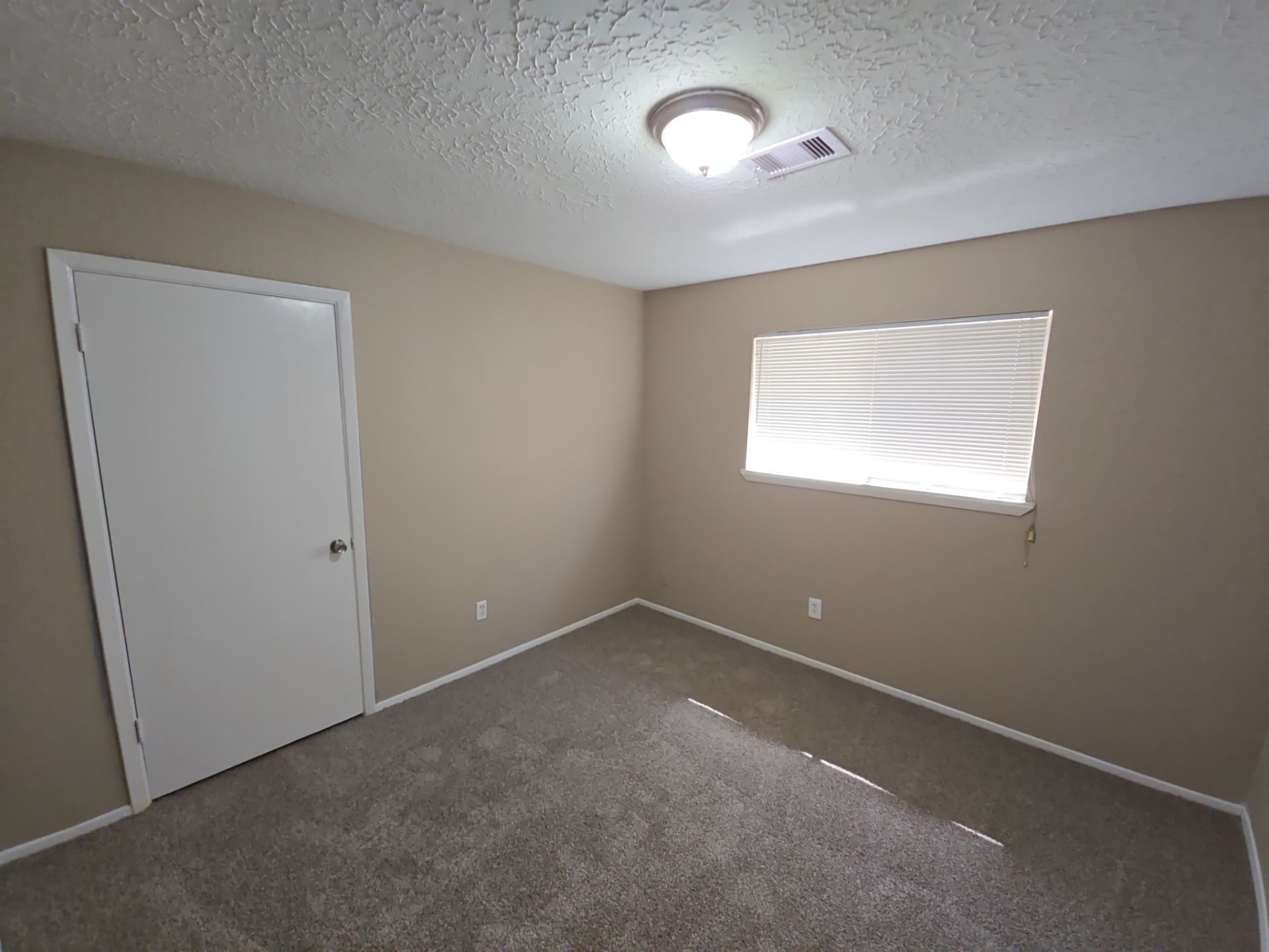 23207 Pine Post Lane Property Photo 10