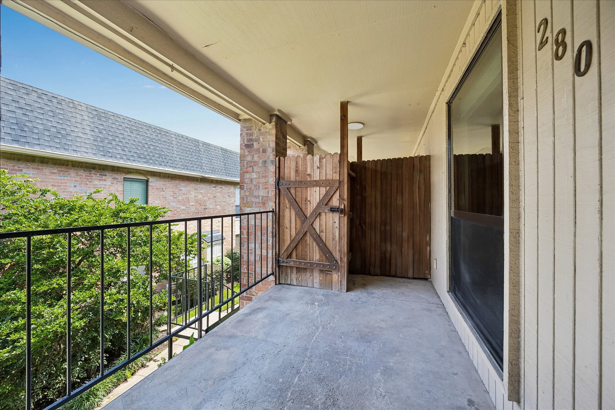 1601 S Shepherd Drive 280 Property Photo 17