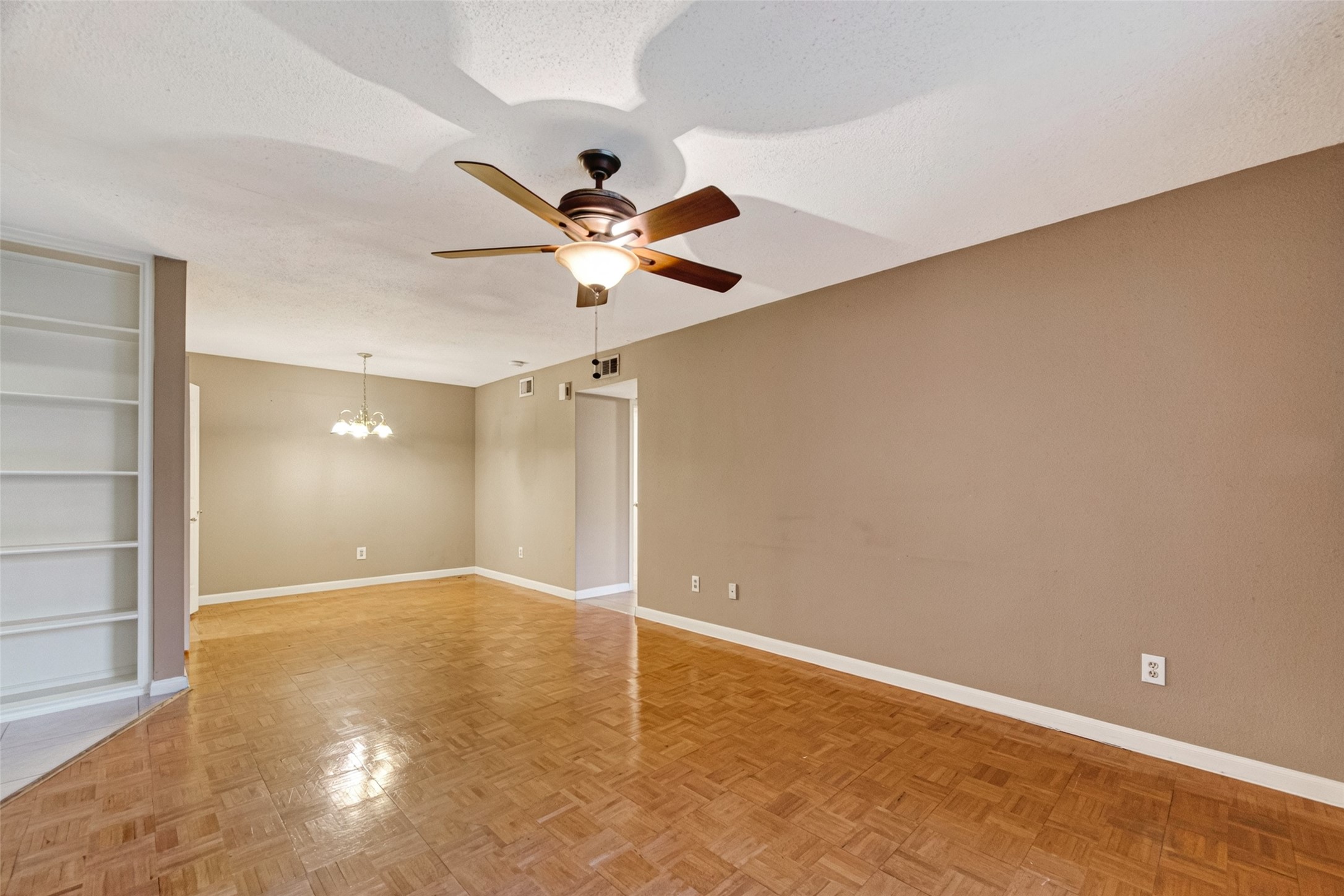 1311 Antoine Drive 237 Property Photo 7