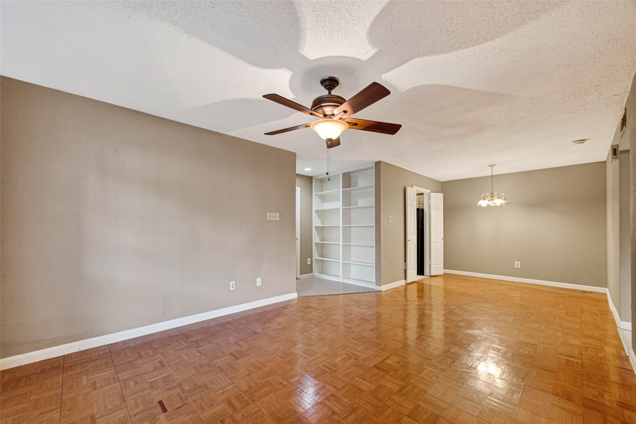 1311 Antoine Drive 237 Property Photo 8