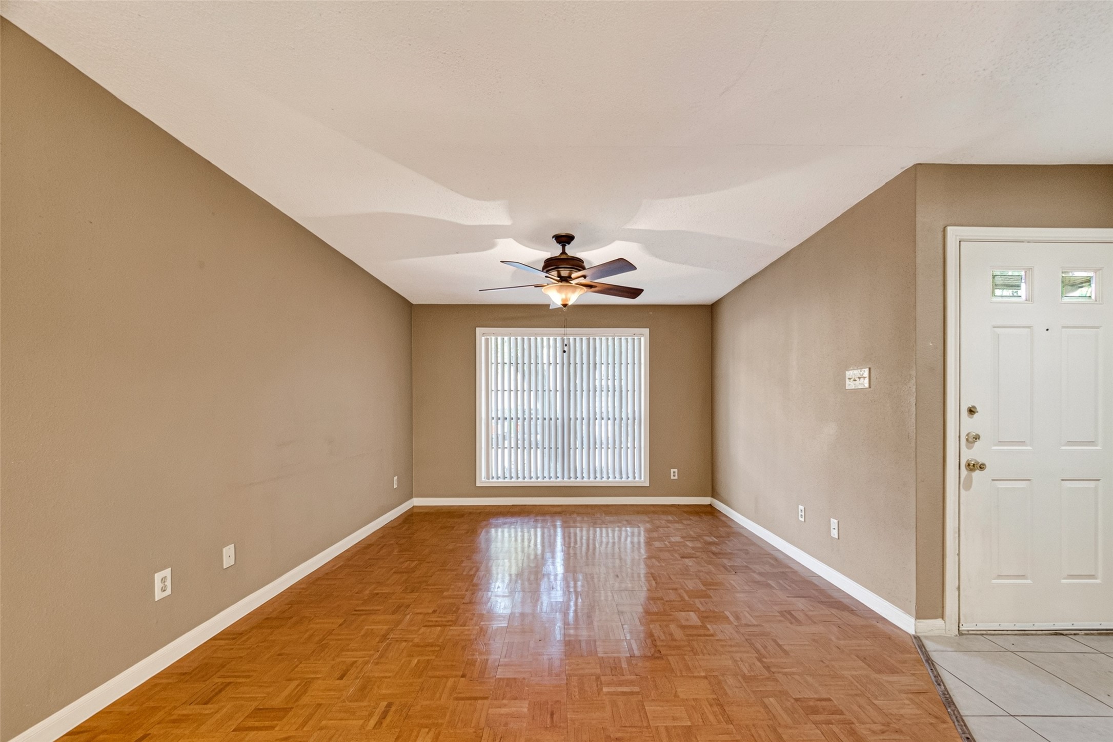 1311 Antoine Drive 237 Property Photo 10