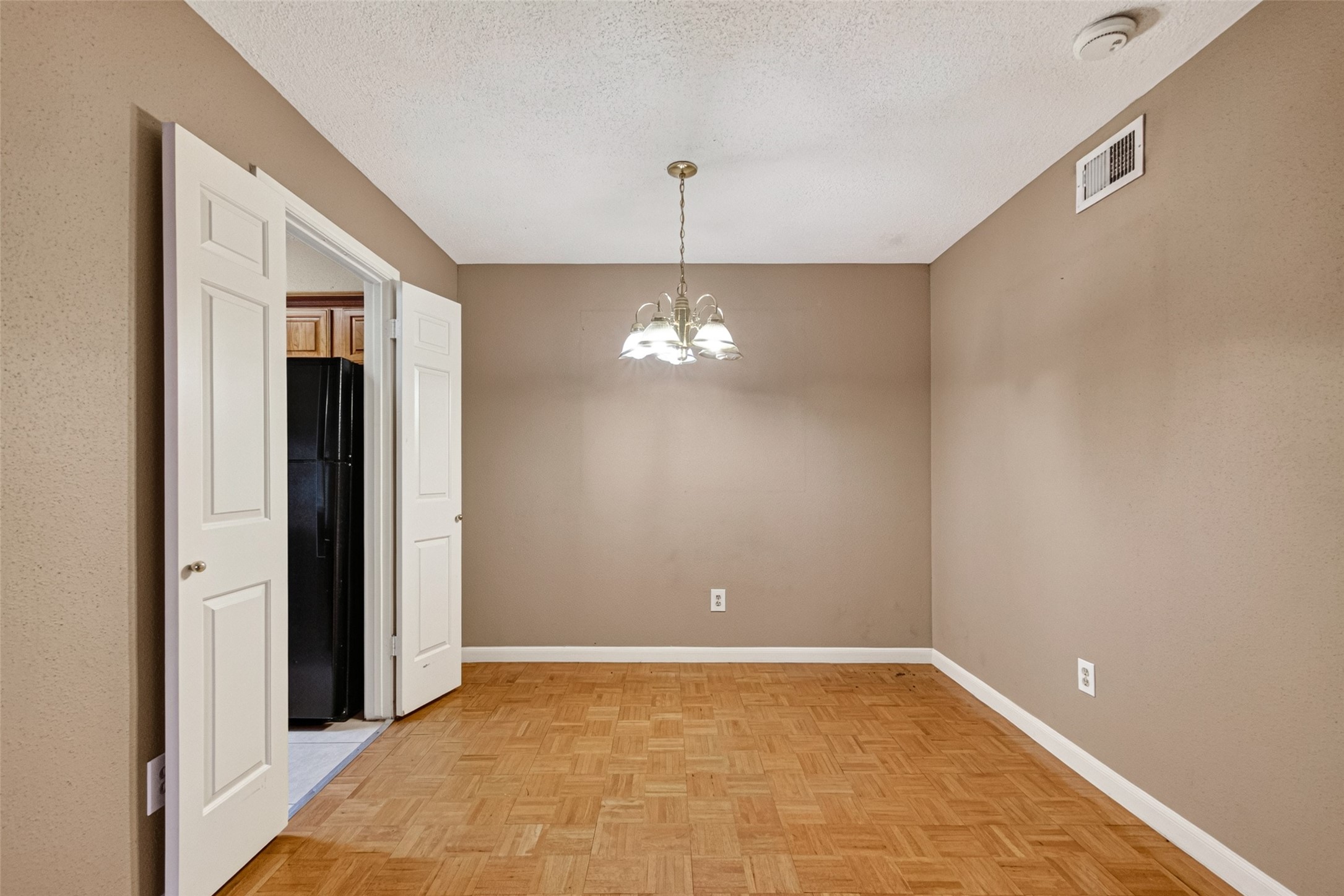 1311 Antoine Drive 237 Property Photo 13
