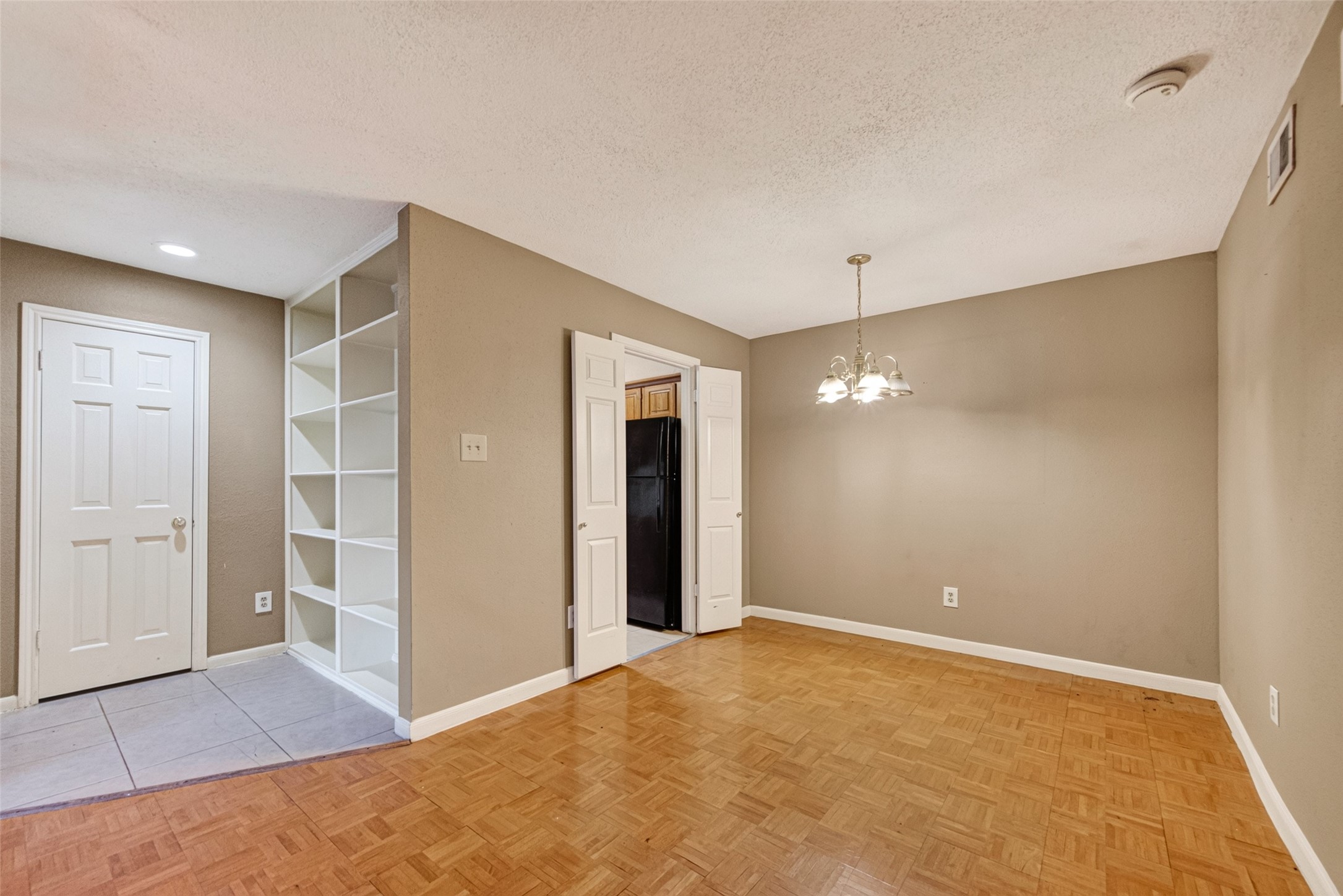 1311 Antoine Drive 237 Property Photo 14