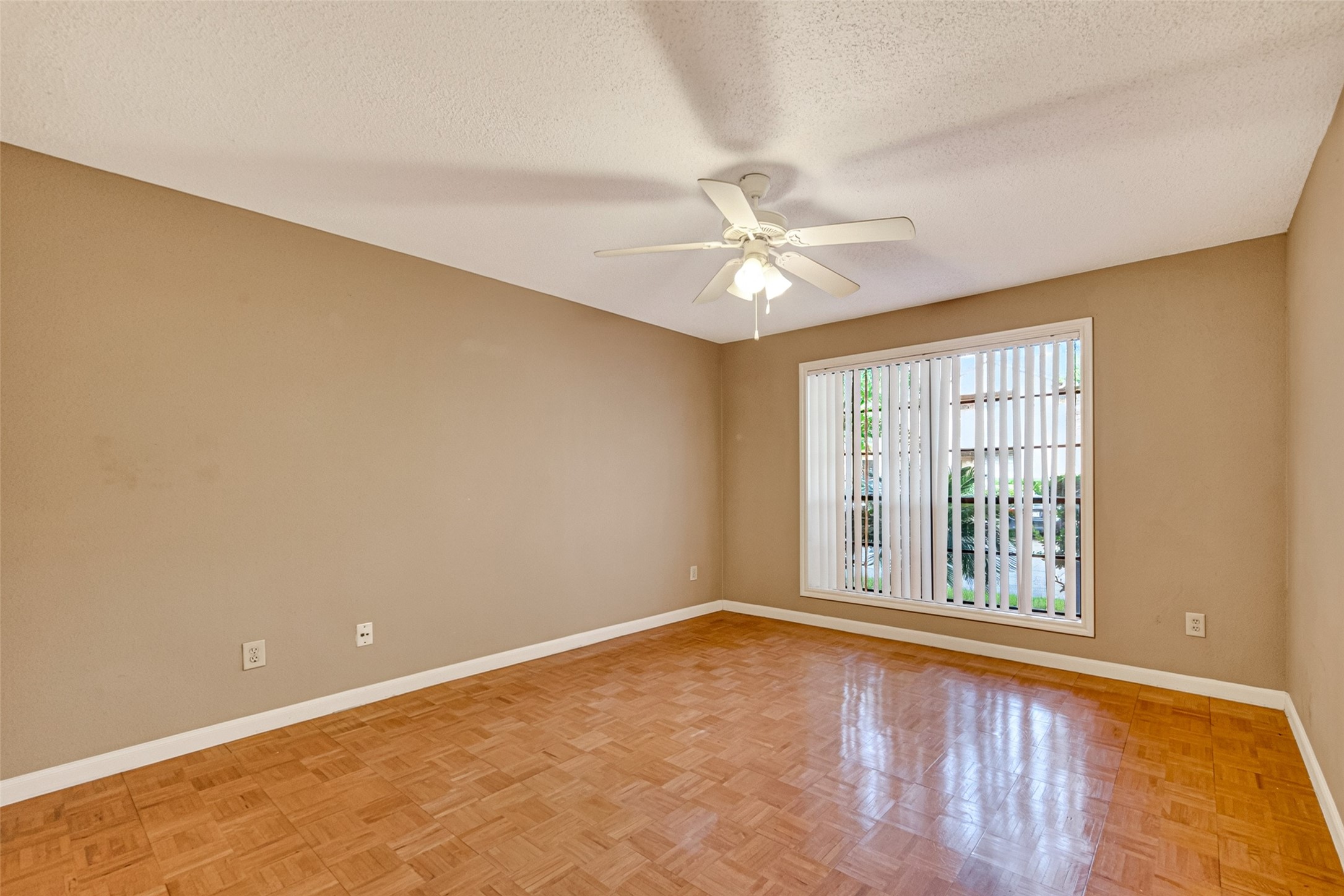 1311 Antoine Drive 237 Property Photo 22