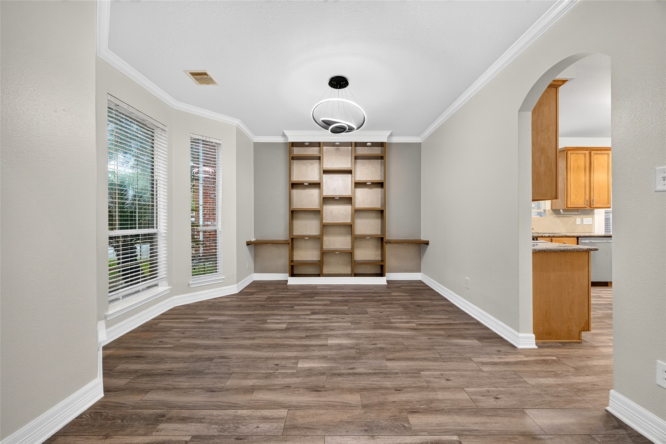 10227 Mossy Brook Lane Property Photo 7
