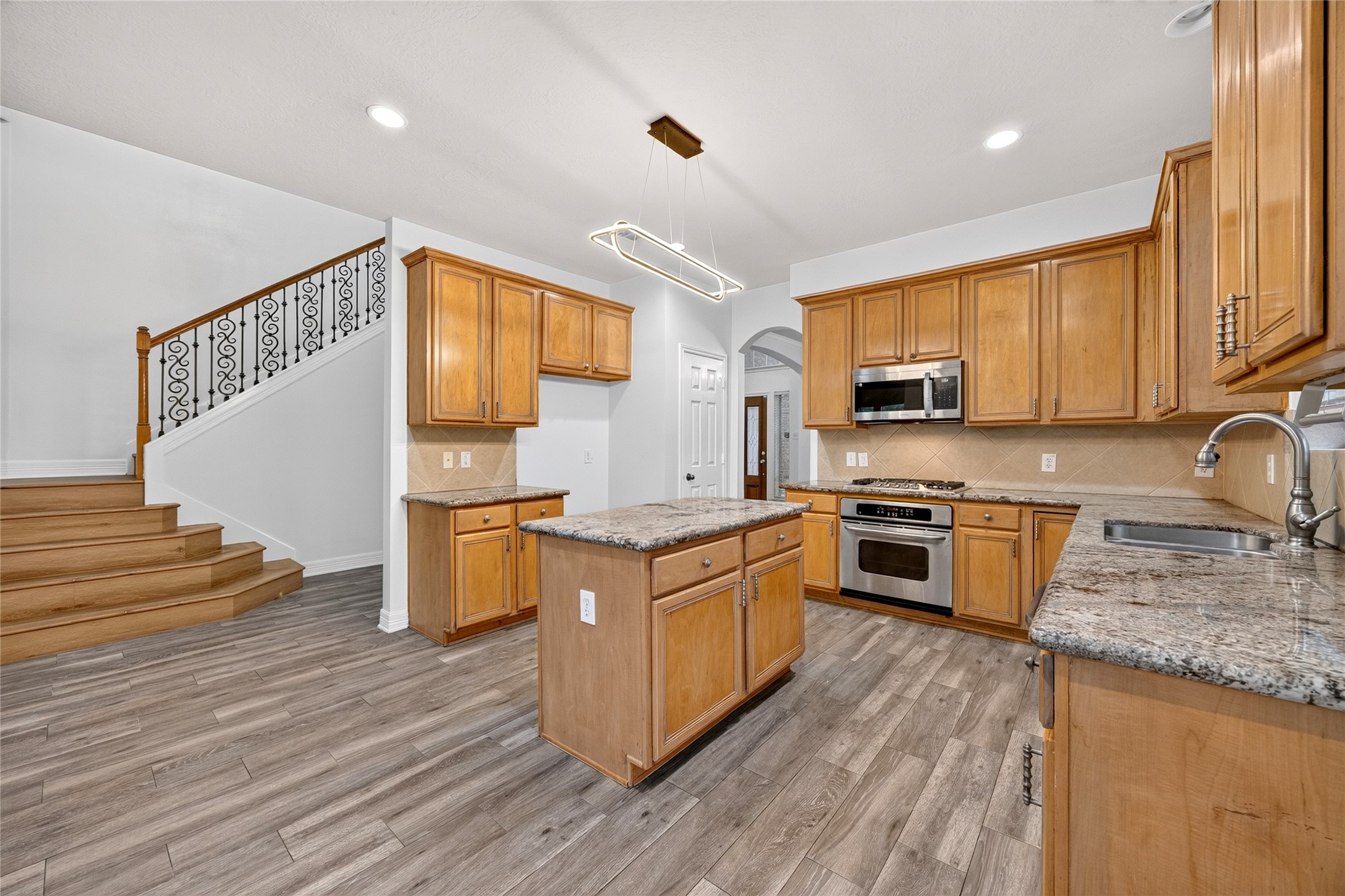 10227 Mossy Brook Lane Property Photo 10