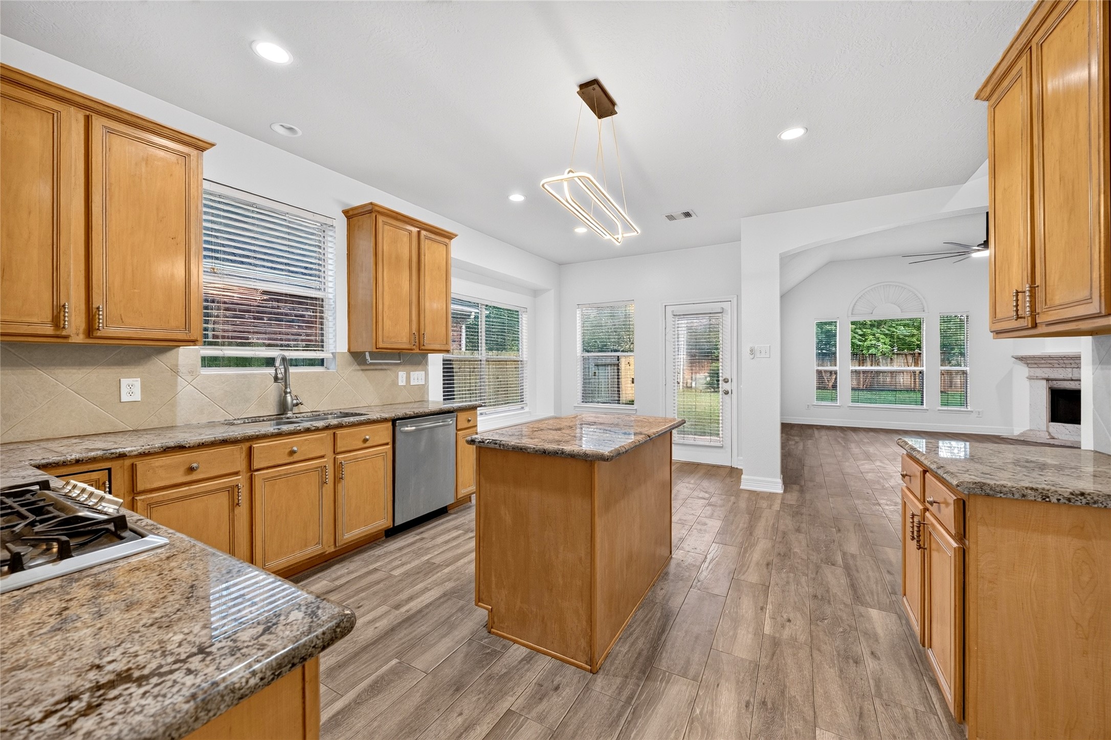 10227 Mossy Brook Lane Property Photo 12