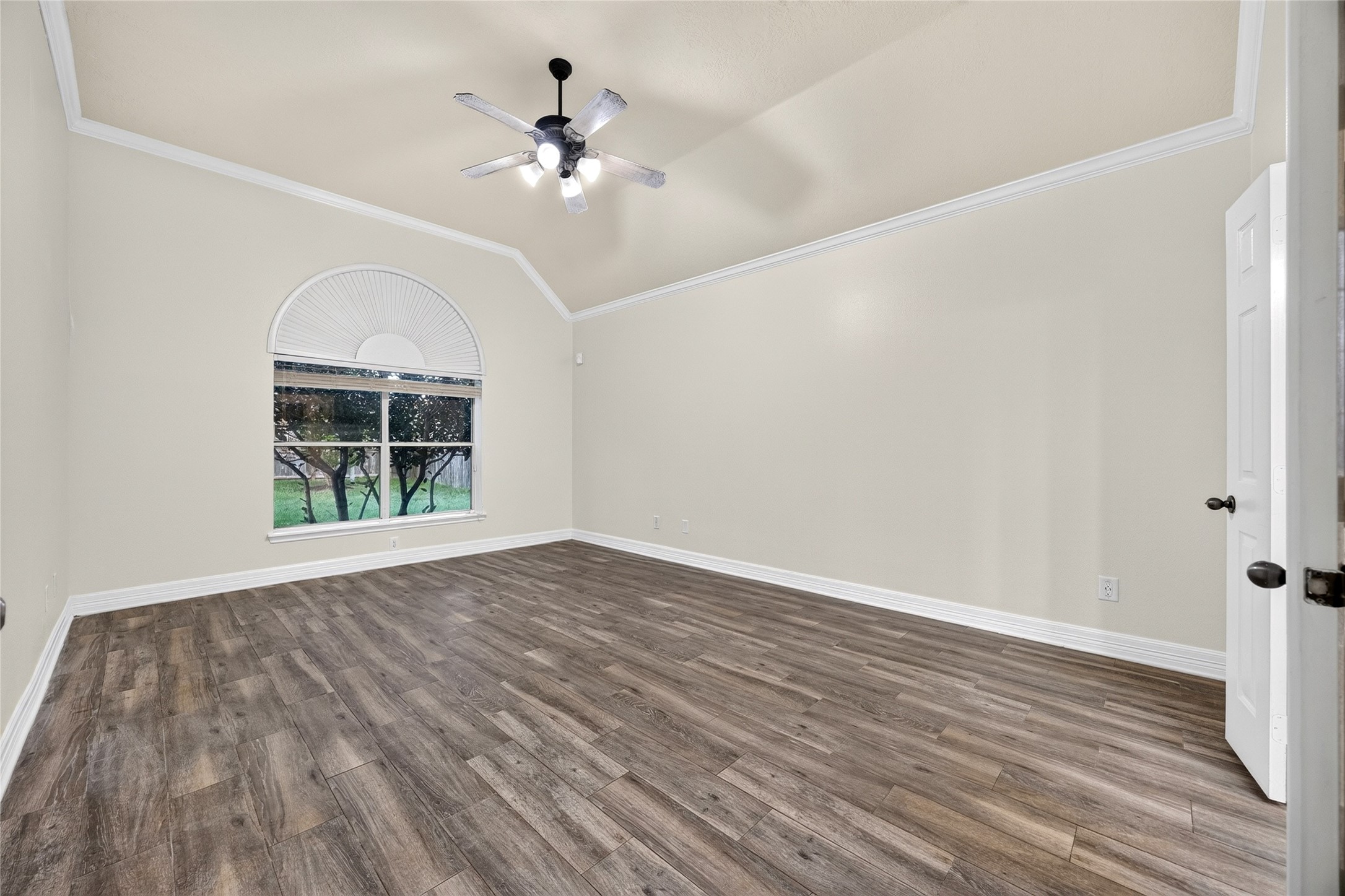 10227 Mossy Brook Lane Property Photo 21