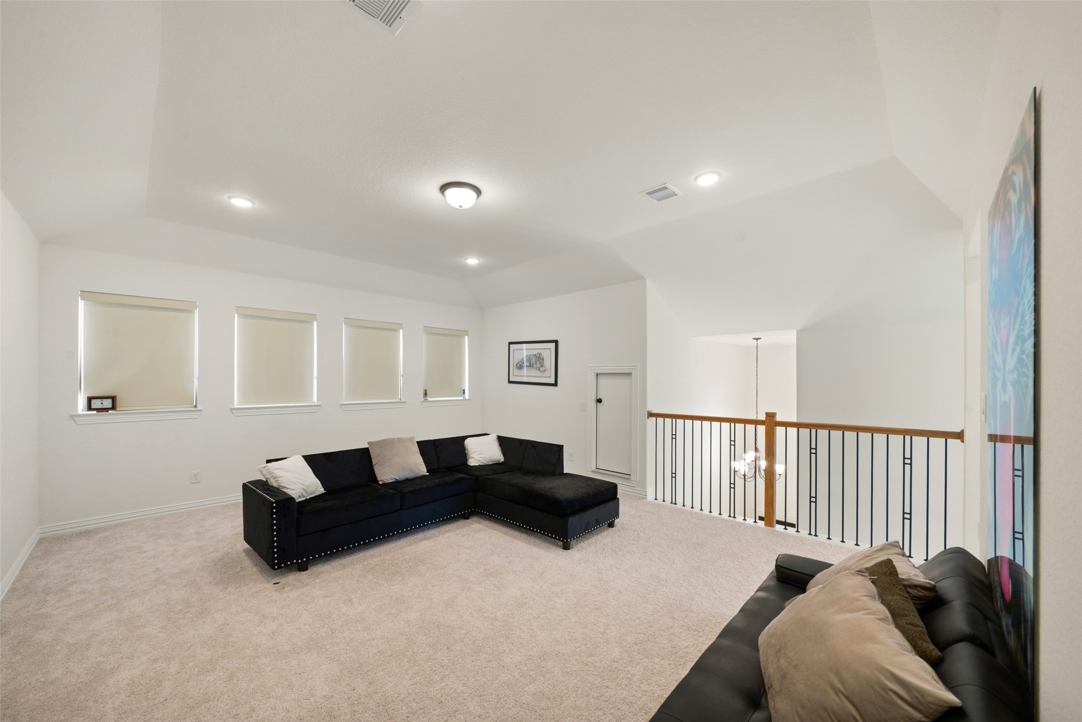 20802 Mirror Point Drive Property Photo 18