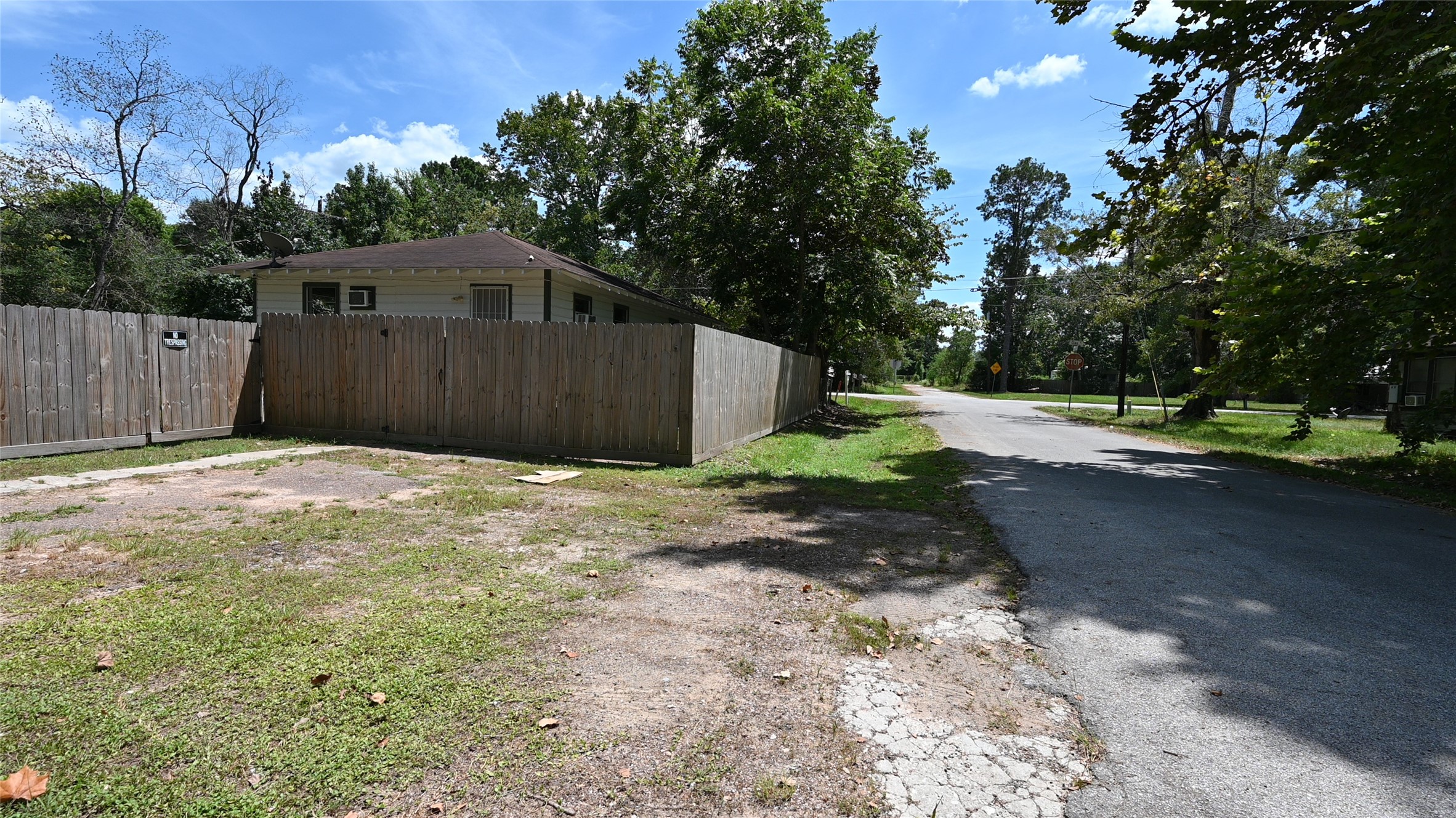 701 Clay Street Property Photo 12