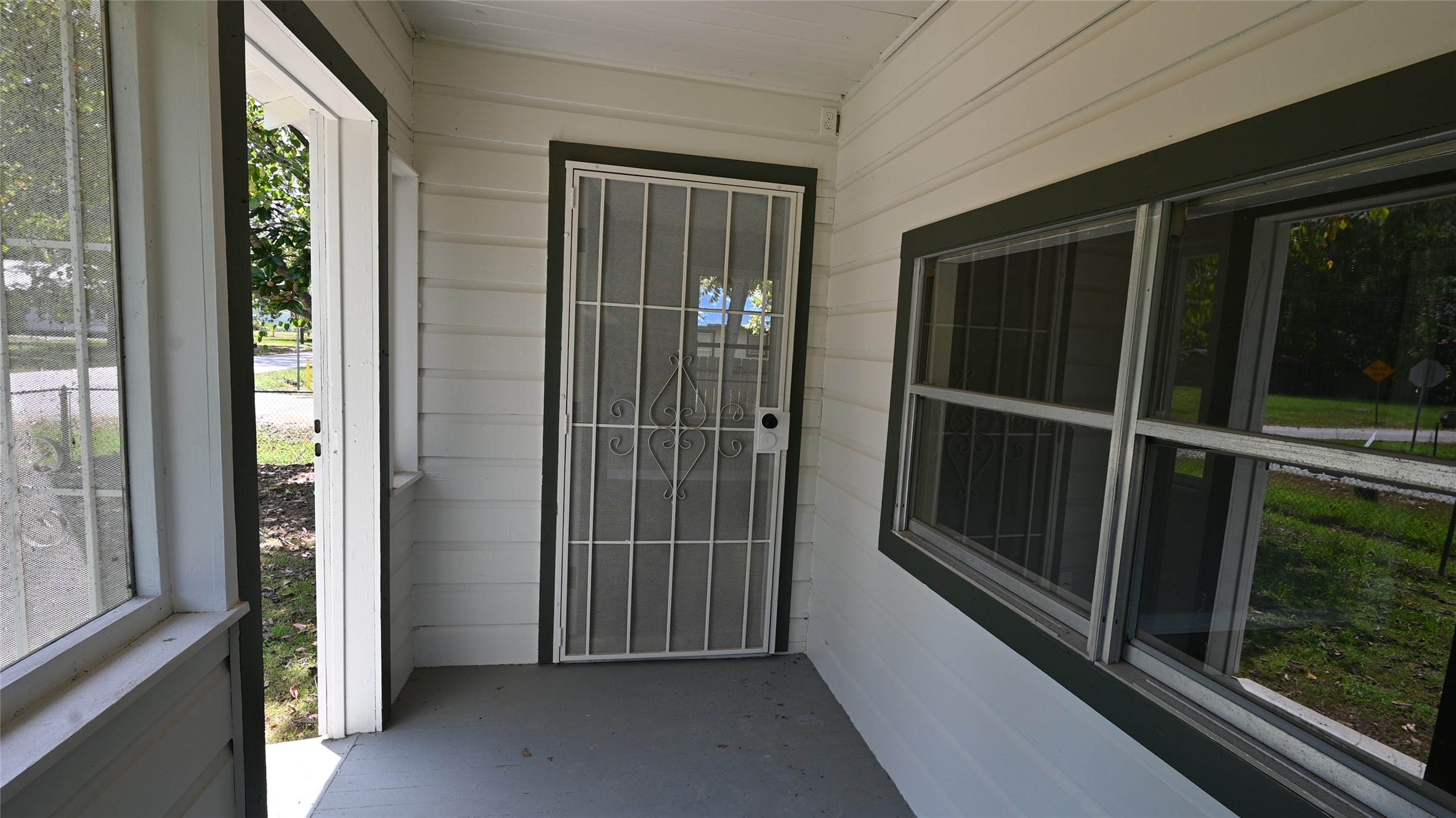 701 Clay Street Property Photo 14