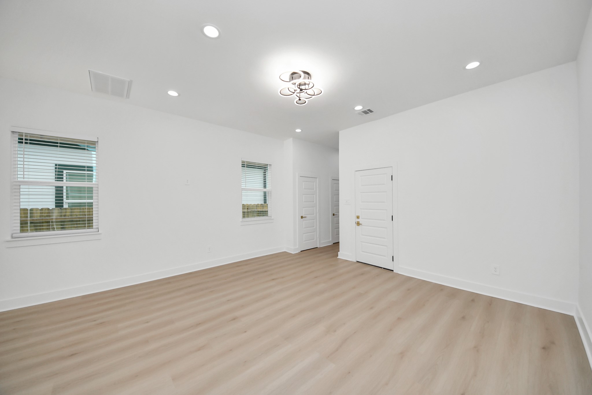 8601 Amadwe Street B Property Photo 9