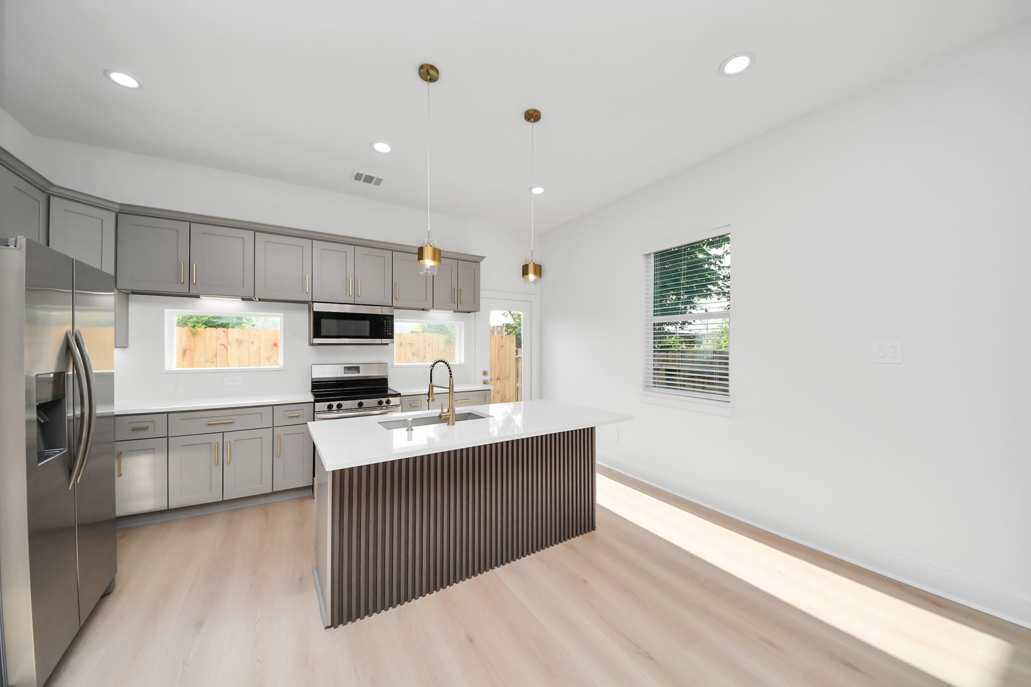 8601 Amadwe Street B Property Photo 11