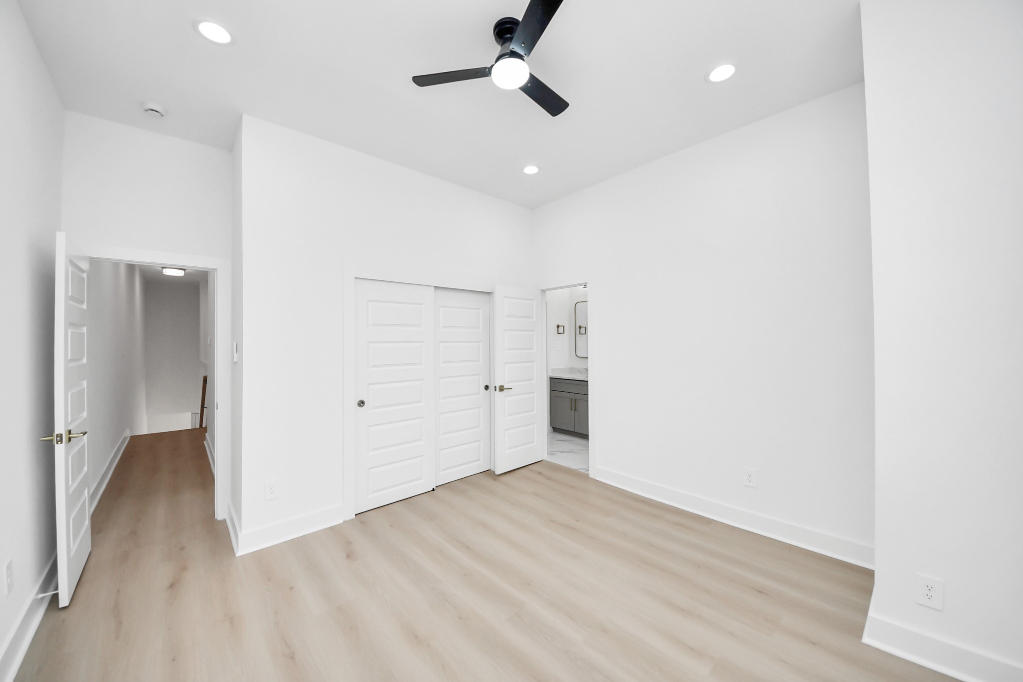 8601 Amadwe Street B Property Photo 28