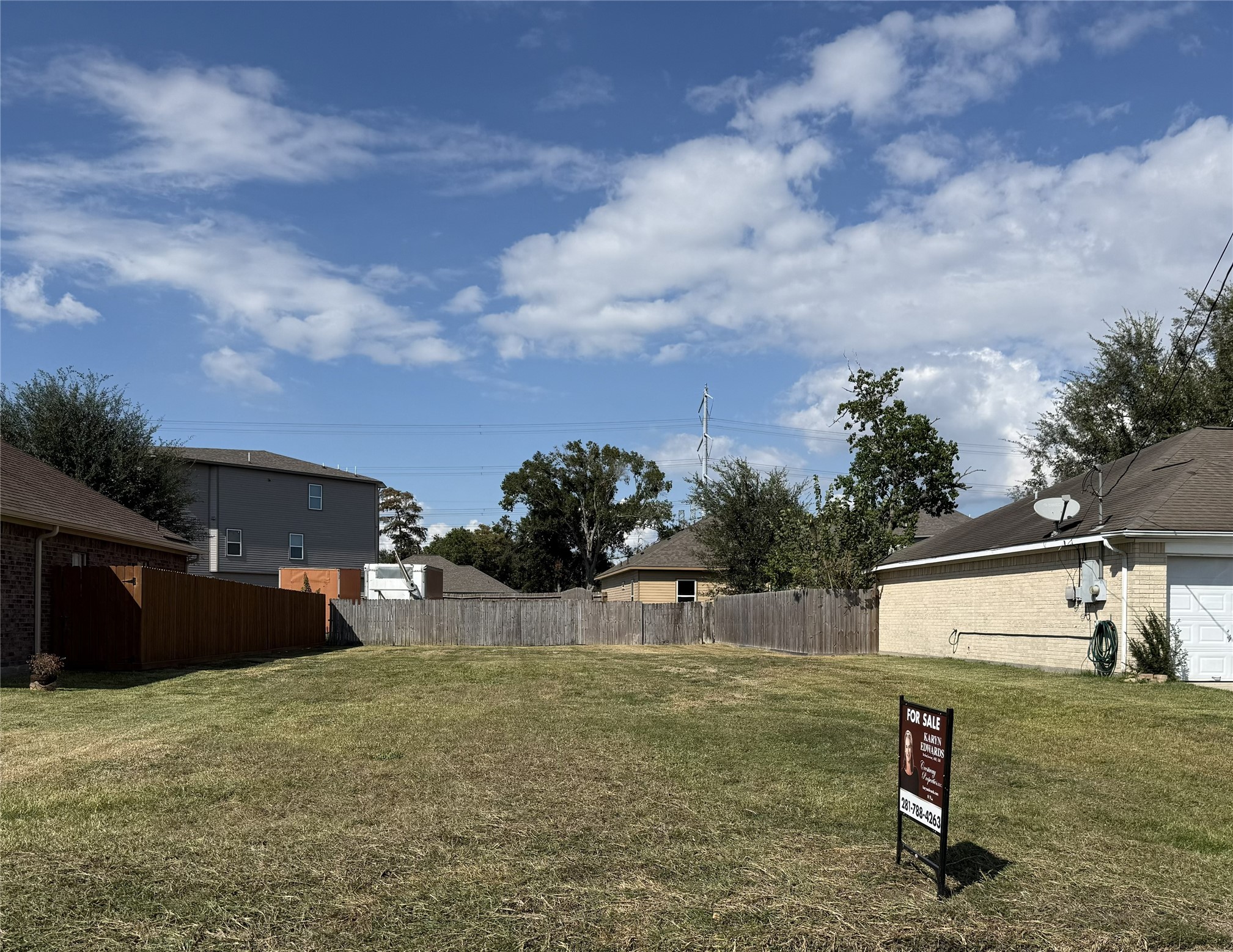209 Dixie Drive Property Photo 1