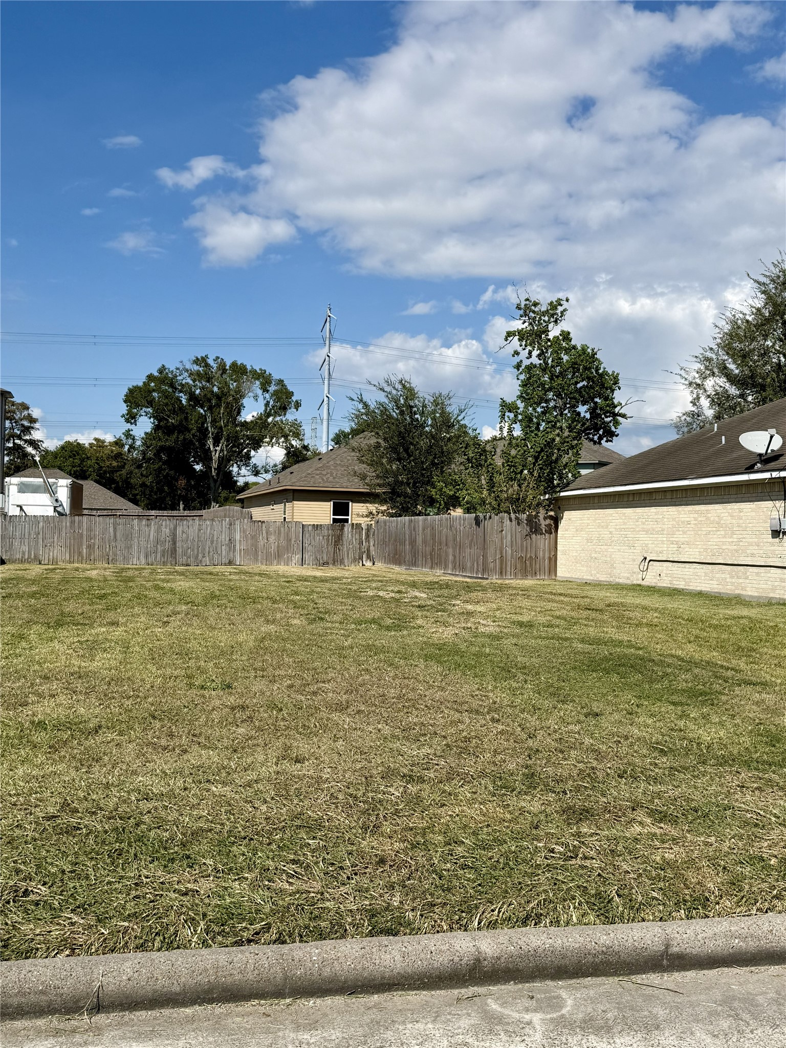 209 Dixie Drive Property Photo 5