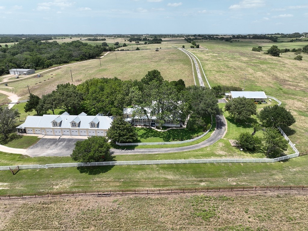 10398 Adamcik Road Property Photo 2