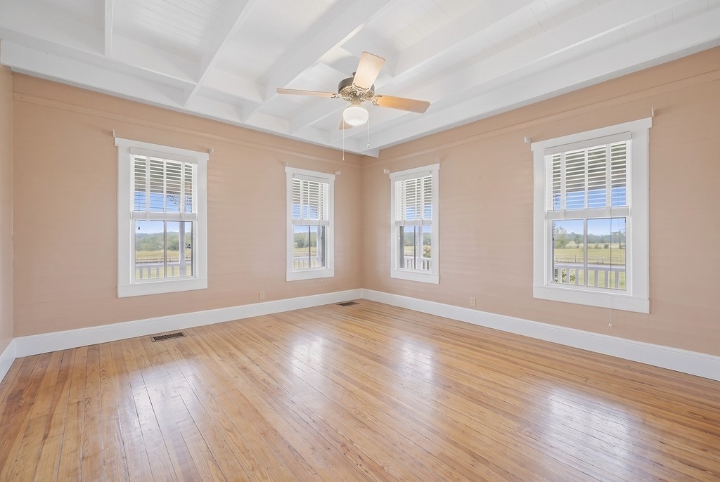 10398 Adamcik Road Property Photo 14