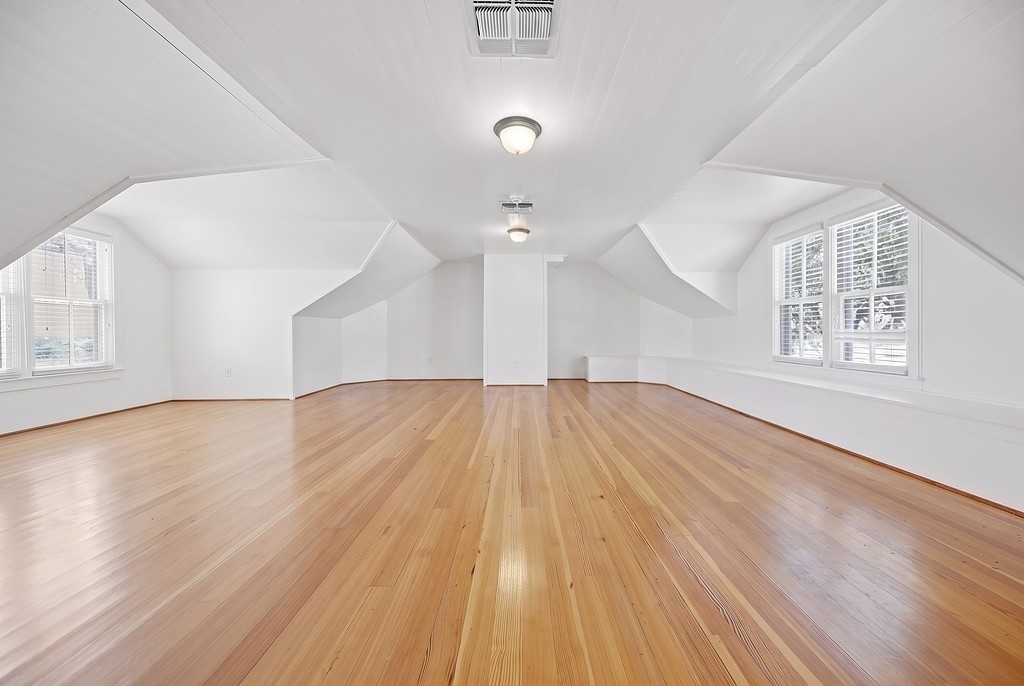 10398 Adamcik Road Property Photo 15