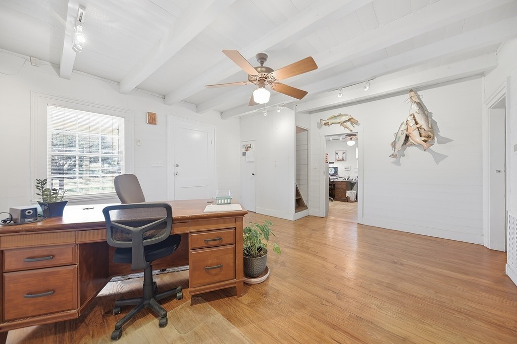 10398 Adamcik Road Property Photo 22