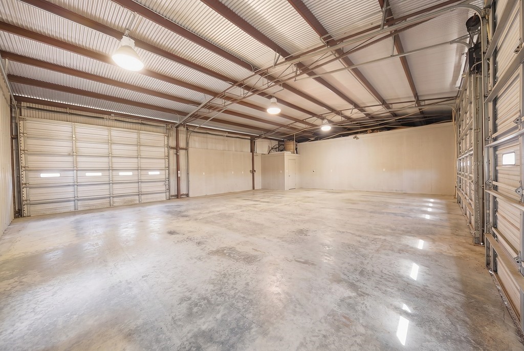 10398 Adamcik Road Property Photo 26
