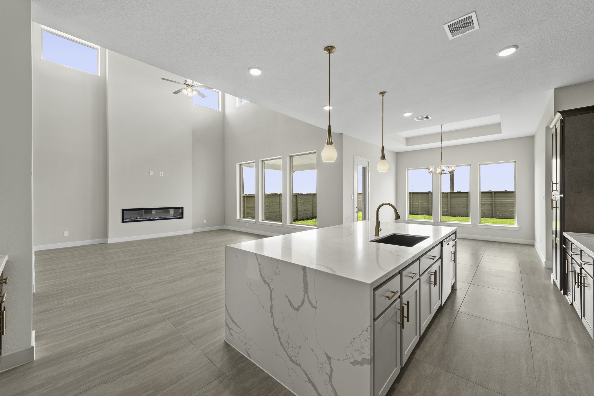 846 Caballos Drive Property Photo 8