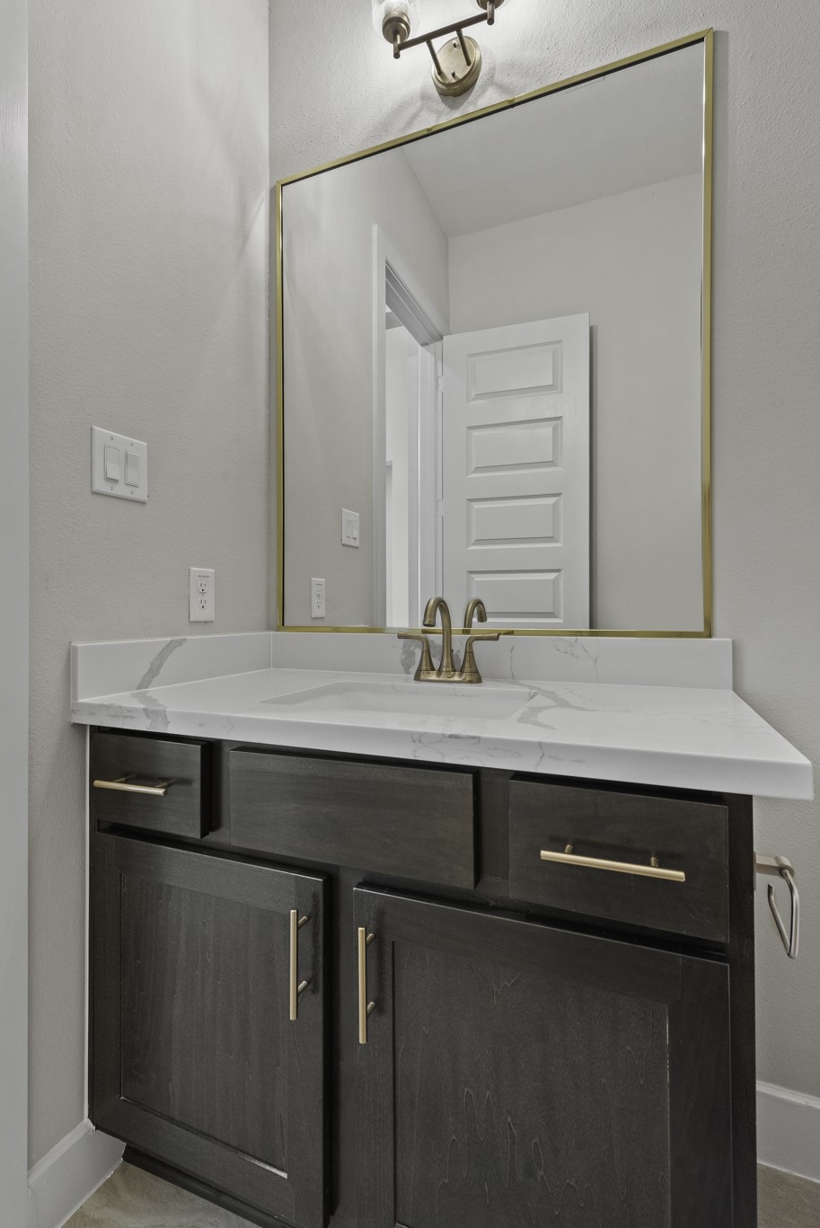 846 Caballos Drive Property Photo 17