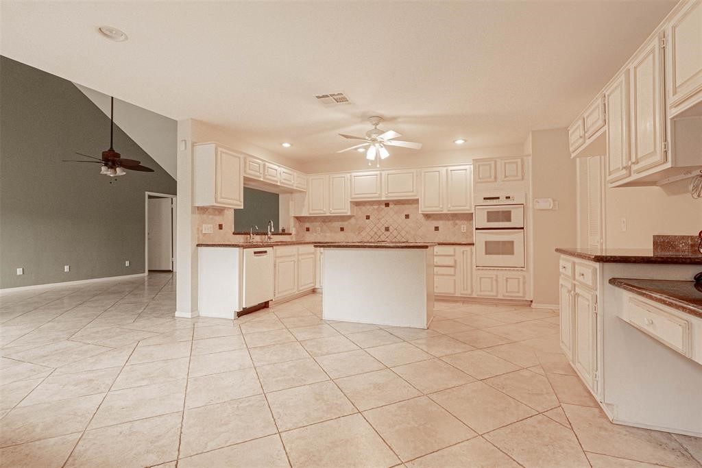 13103 Rincon Drive Property Photo 11