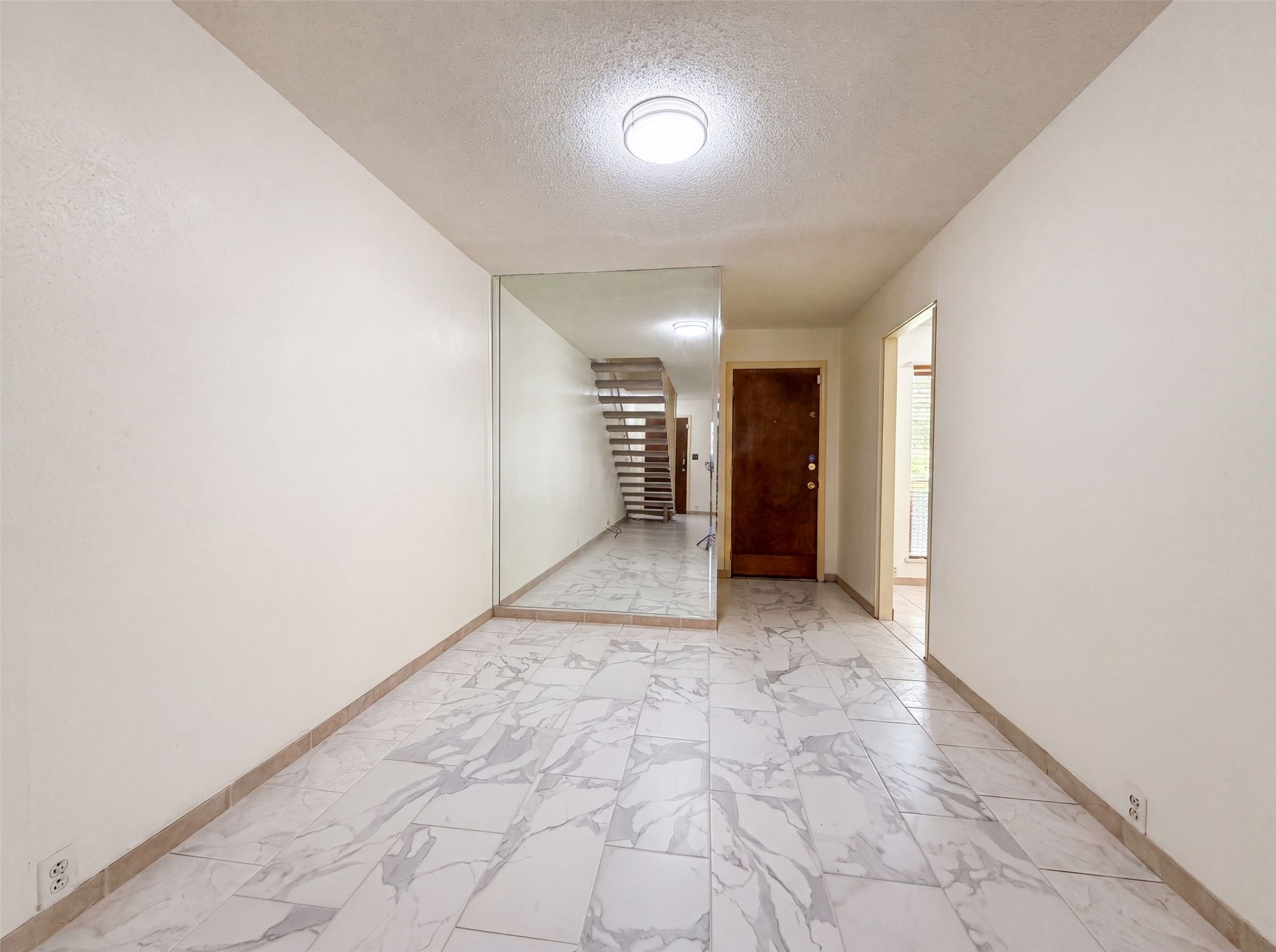 2503 Mccue Road 5 Property Photo 5