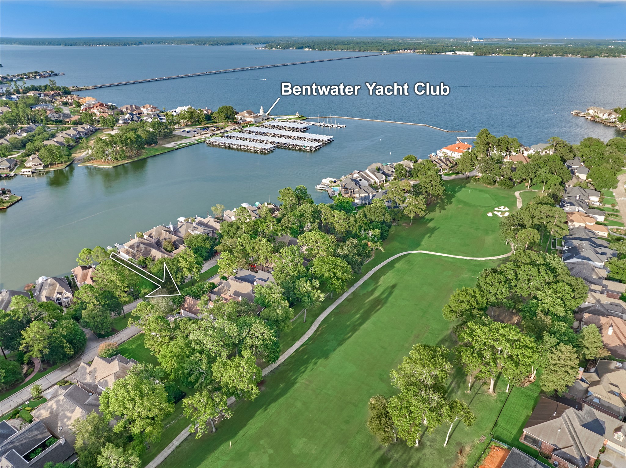 102 Winthrop Harbor S Property Photo 3