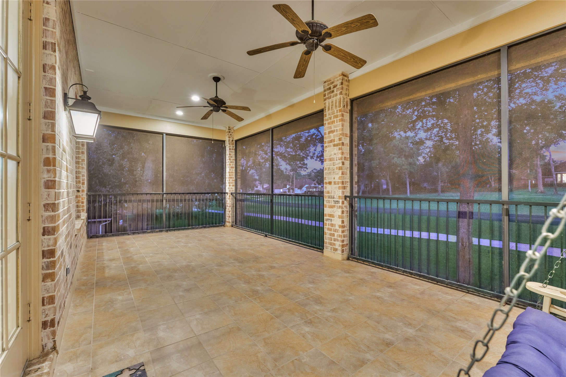 102 Winthrop Harbor S Property Photo 37
