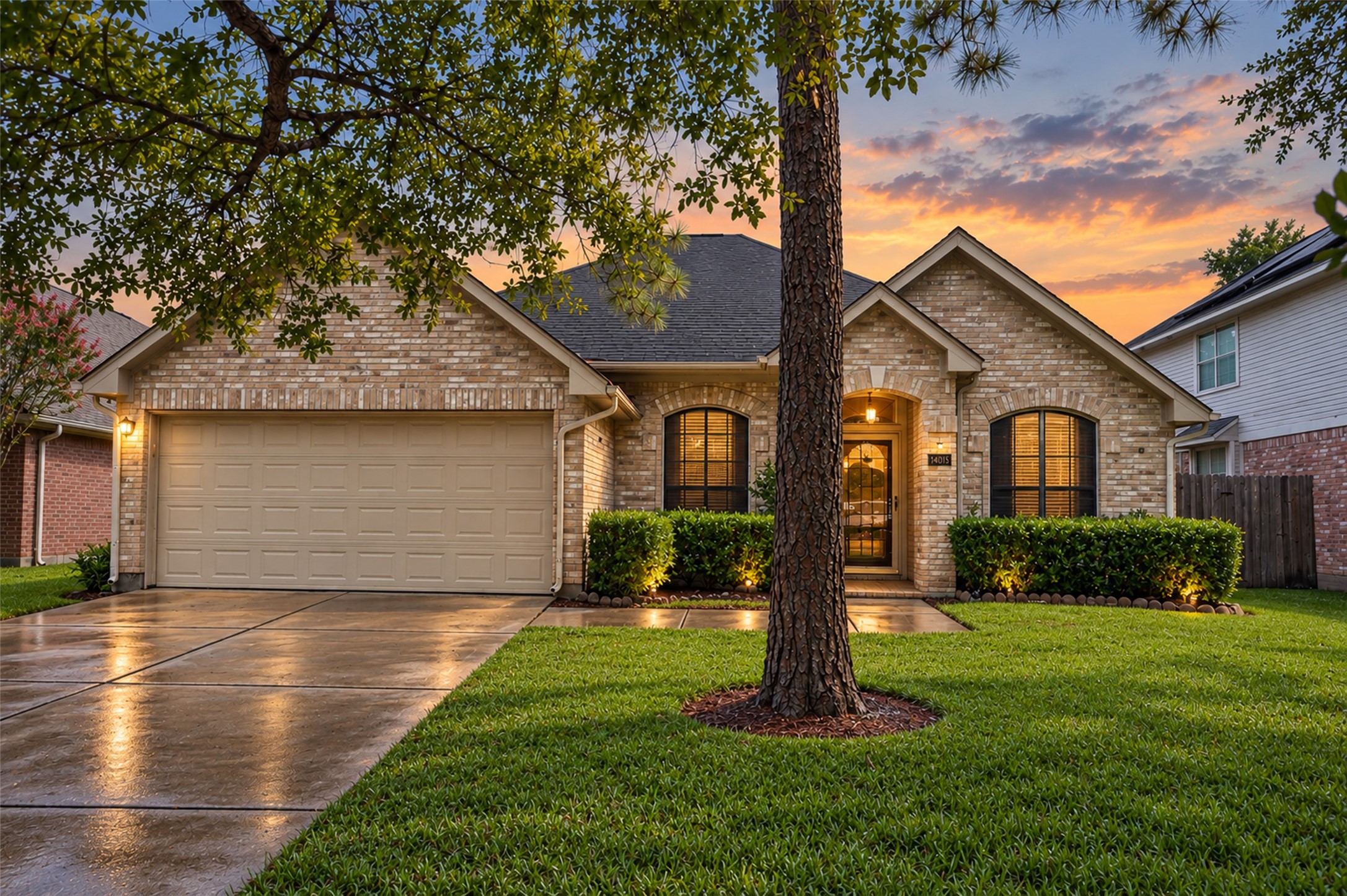 14015 Crown Glen Court Property Photo 1