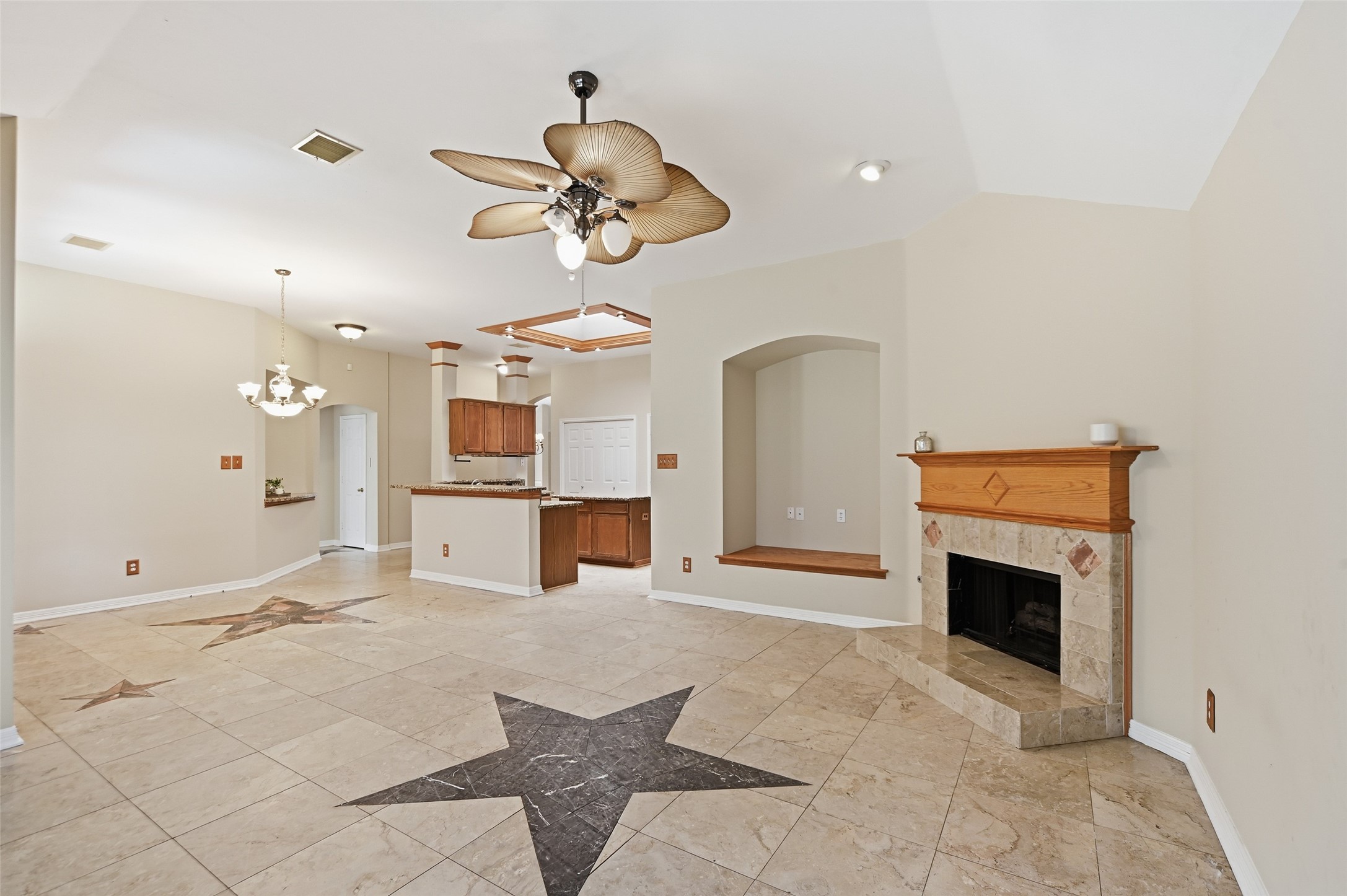 14015 Crown Glen Court Property Photo 21