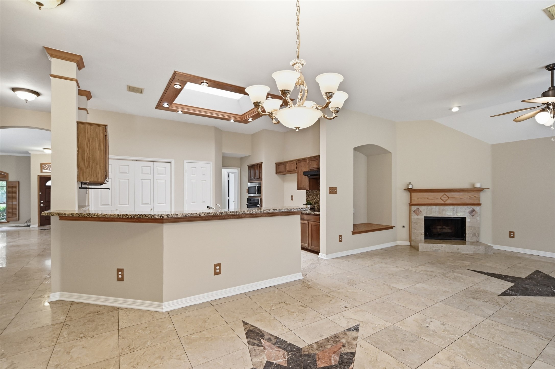 14015 Crown Glen Court Property Photo 23