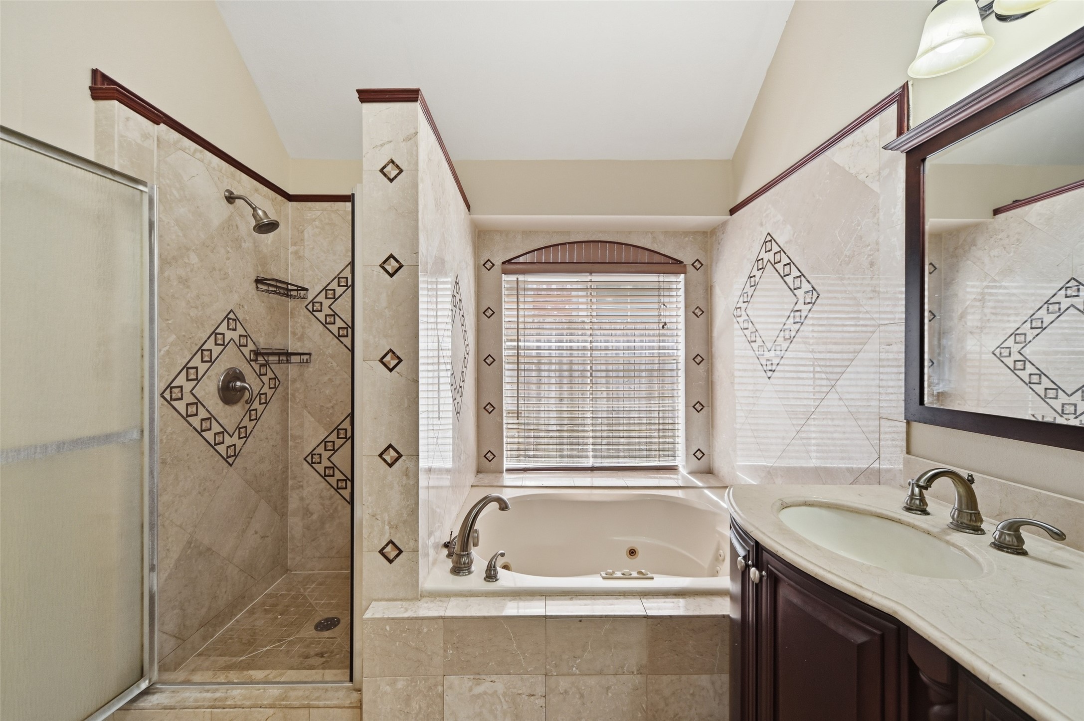 14015 Crown Glen Court Property Photo 31